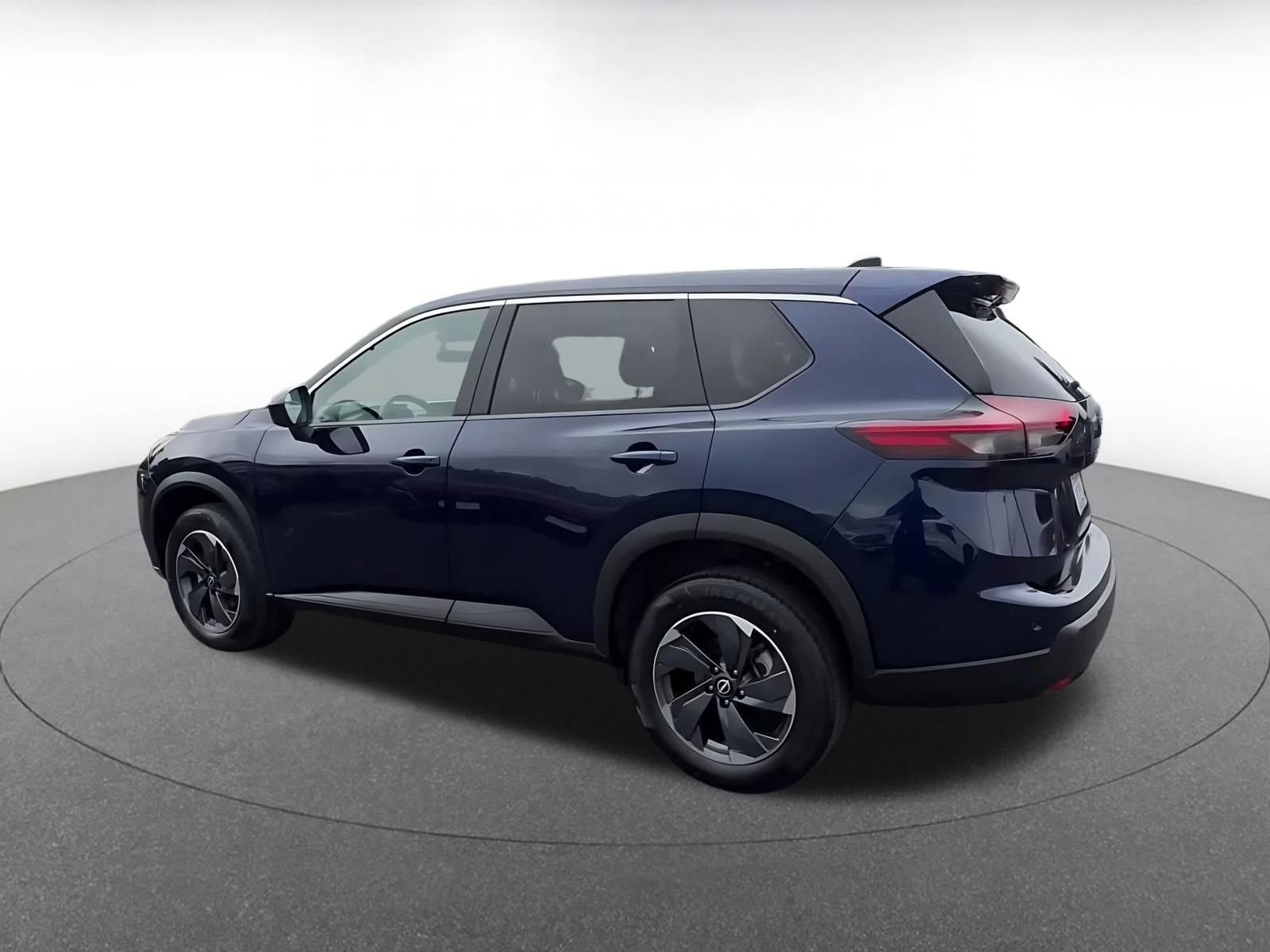 Thumbnail: 2025 Nissan Rogue - 10