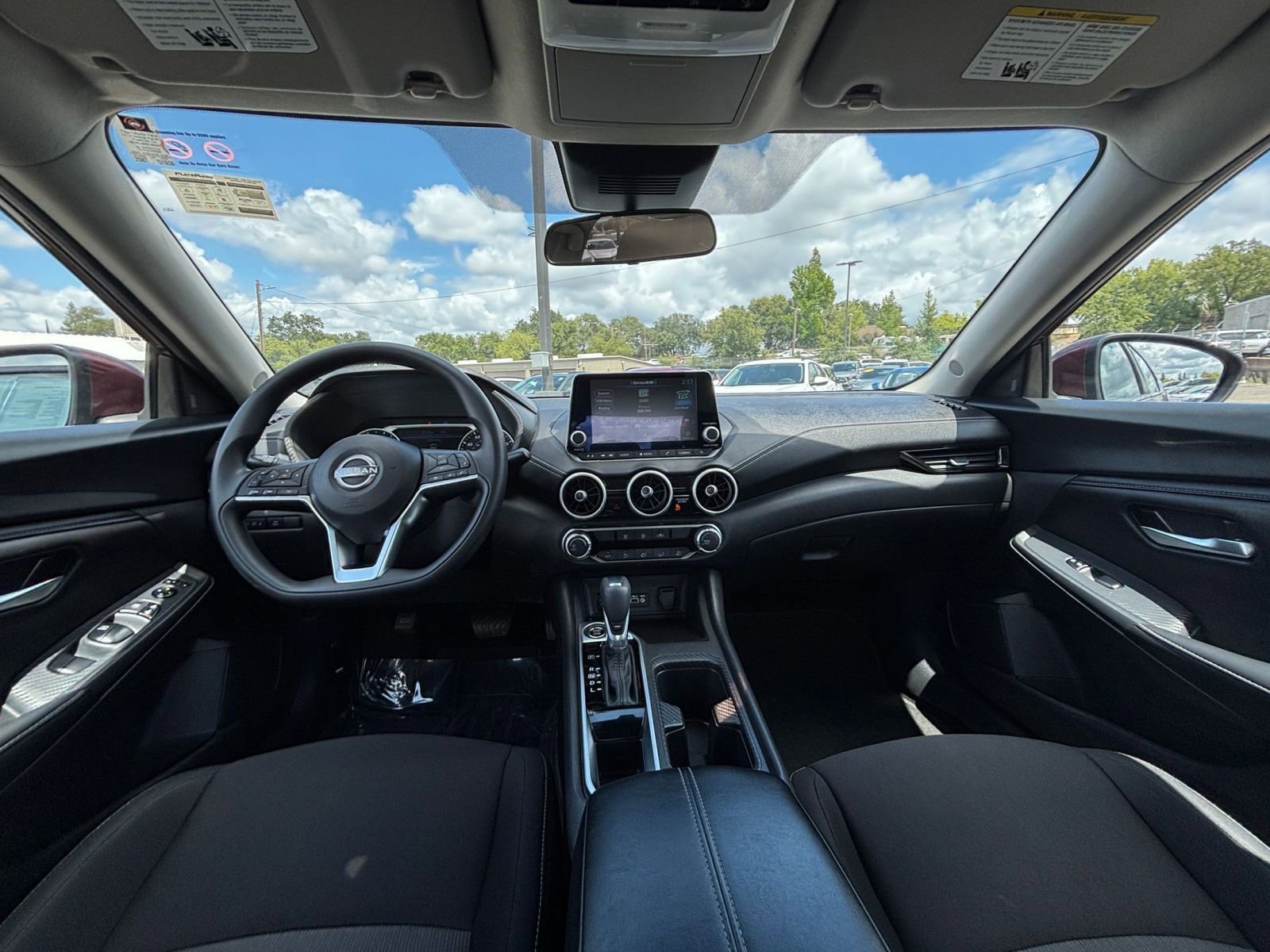 Thumbnail: 2025 Nissan Sentra - 31