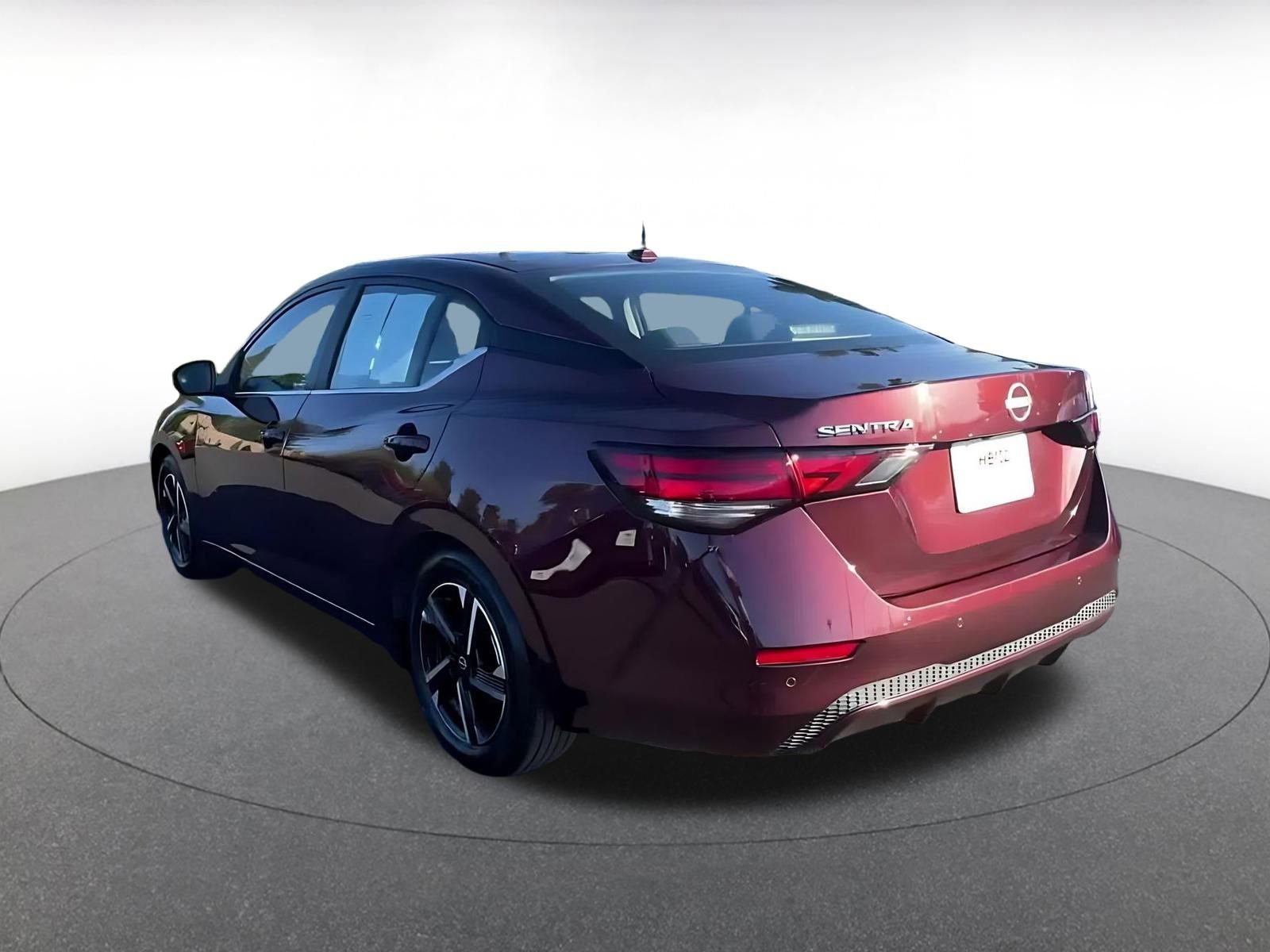 Thumbnail: 2025 Nissan Sentra - 11