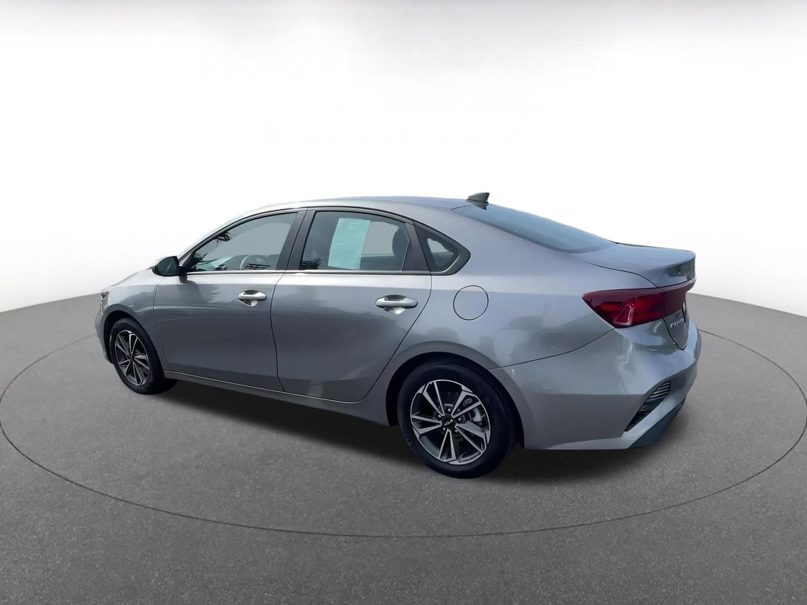 2024 Kia Forte LXS 10