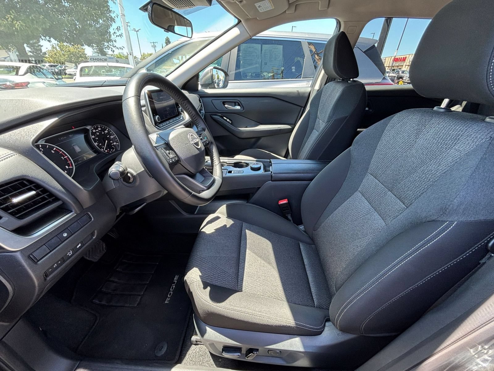 Thumbnail: 2025 Nissan Rogue - 24
