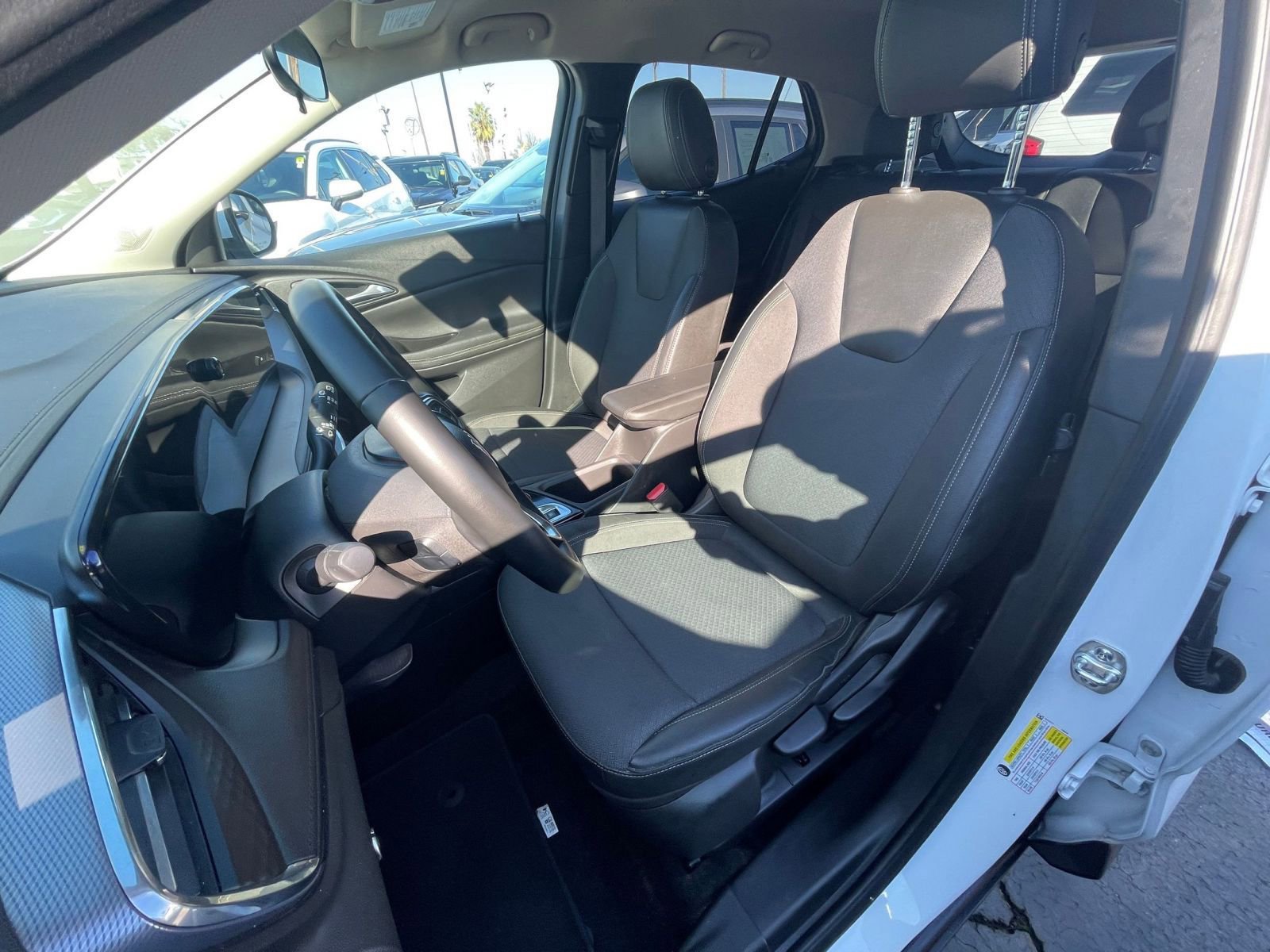 Thumbnail: 2025 Buick Encore GX - 34