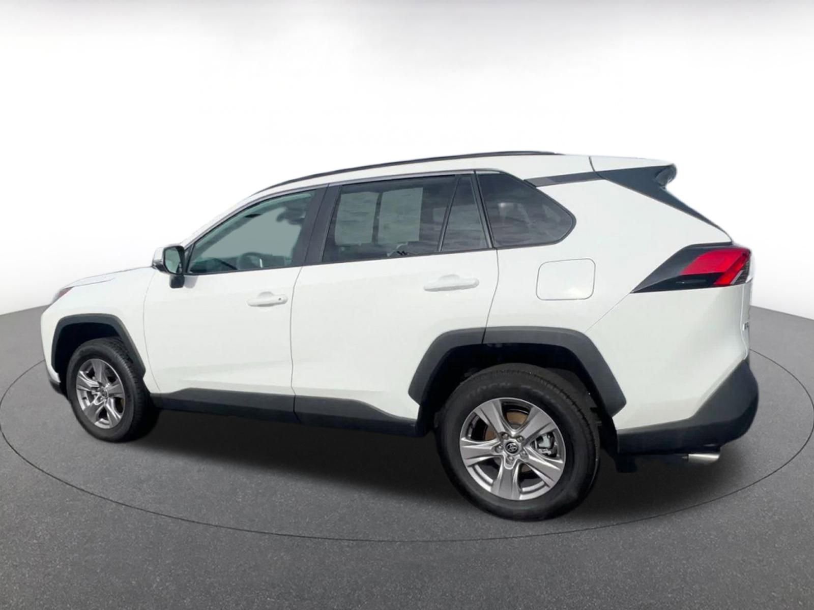 Thumbnail: 2025 Toyota RAV4 - 10