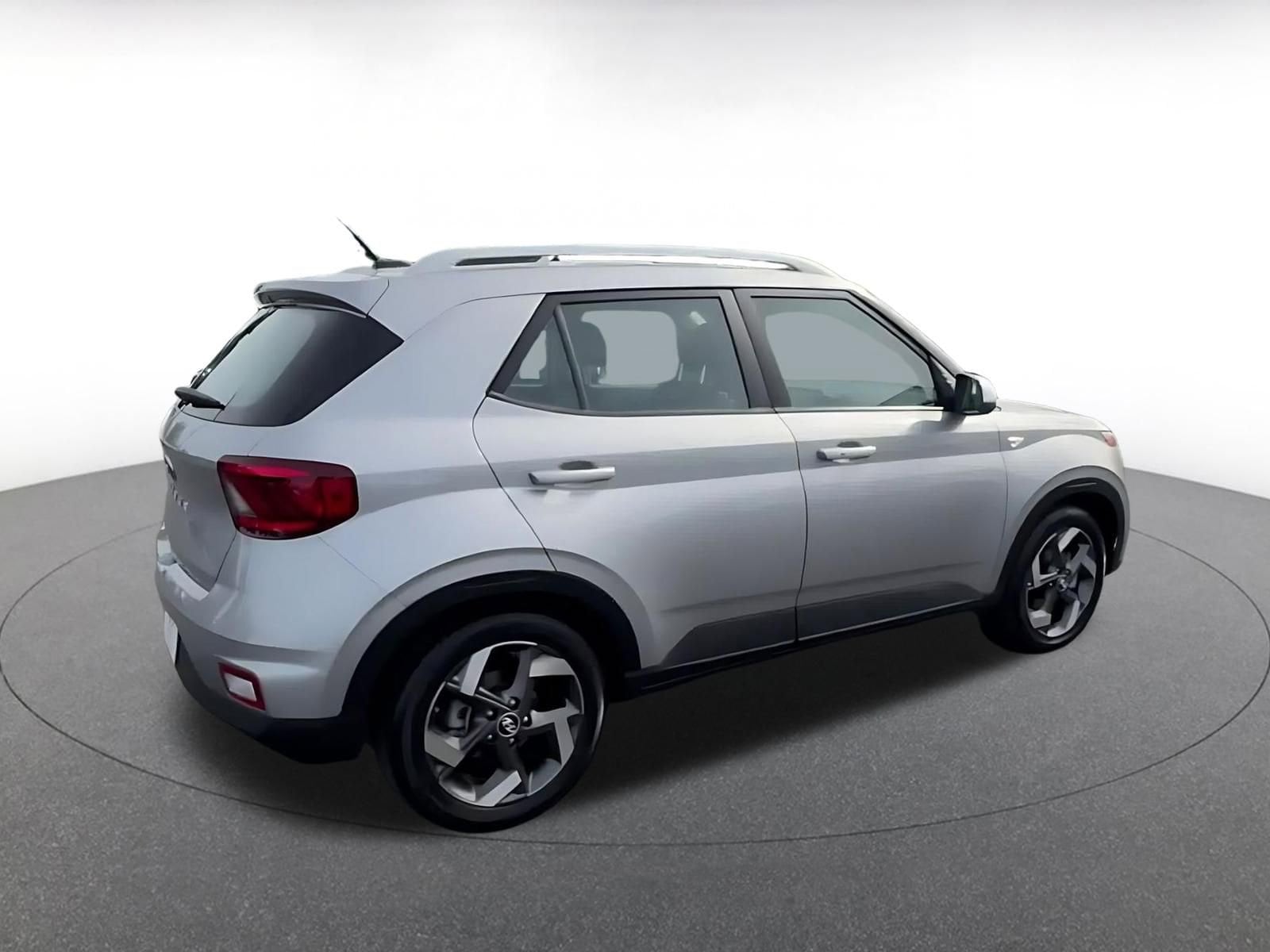 Thumbnail: 2025 Hyundai Venue - 15