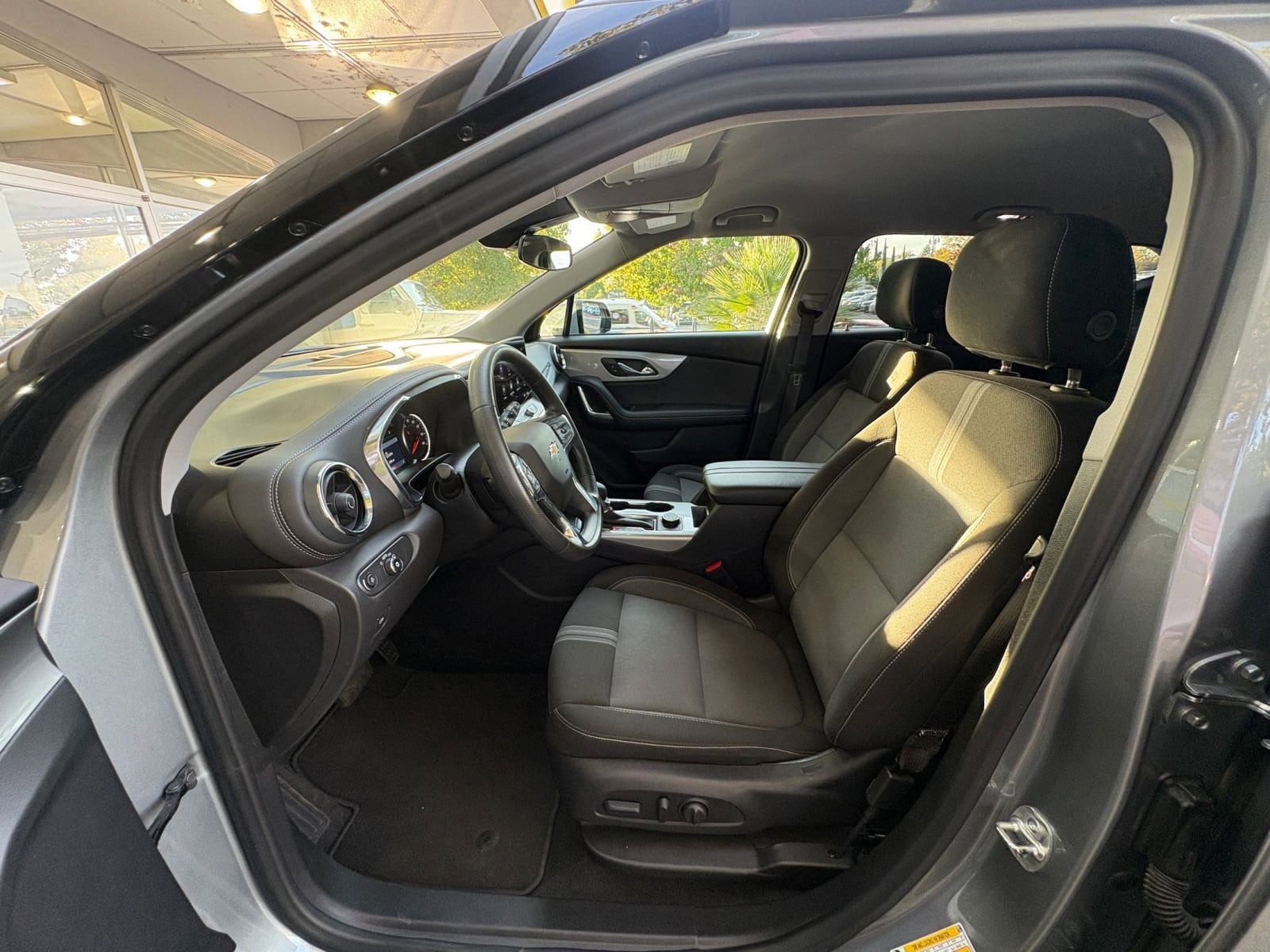 Thumbnail: 2025 Chevrolet Blazer - 27