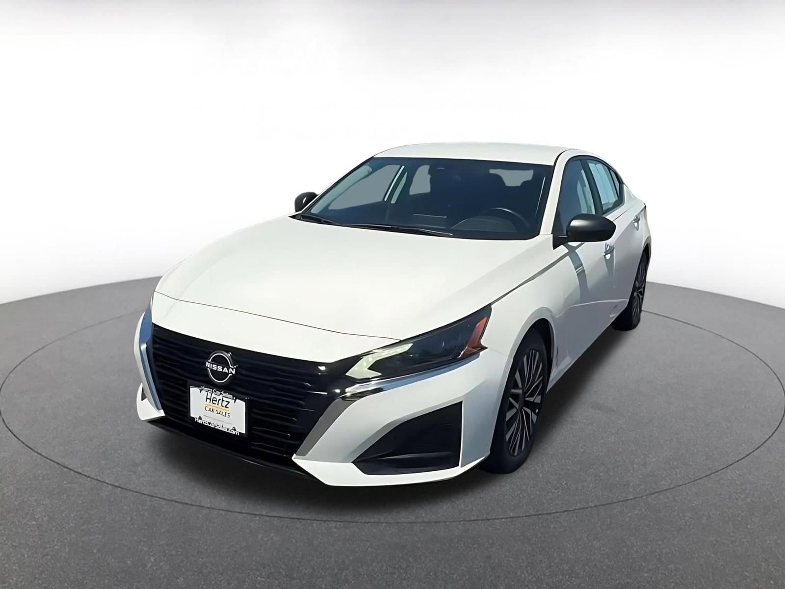 Thumbnail: 2025 Nissan Altima - 7