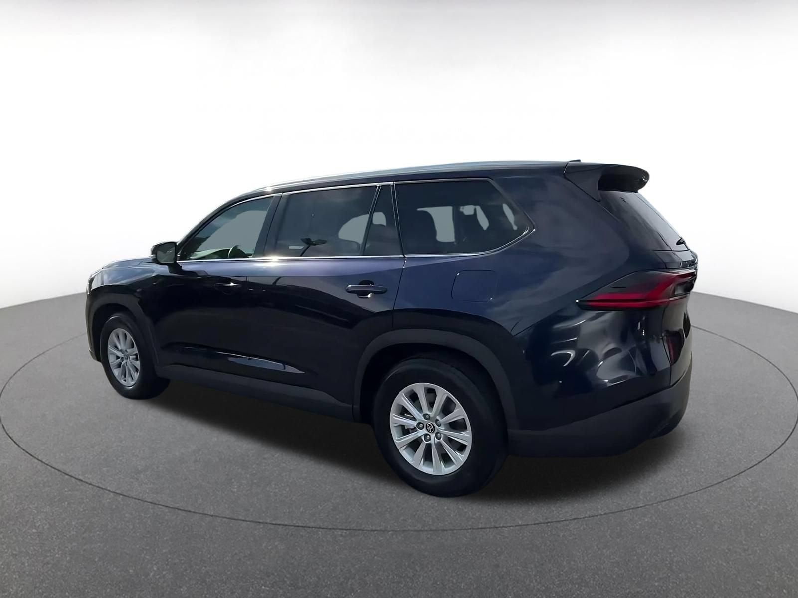 Thumbnail: 2025 Toyota Grand Highlander - 10