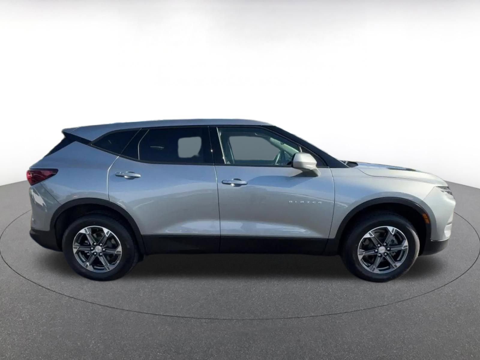 Thumbnail: 2025 Chevrolet Blazer - 16