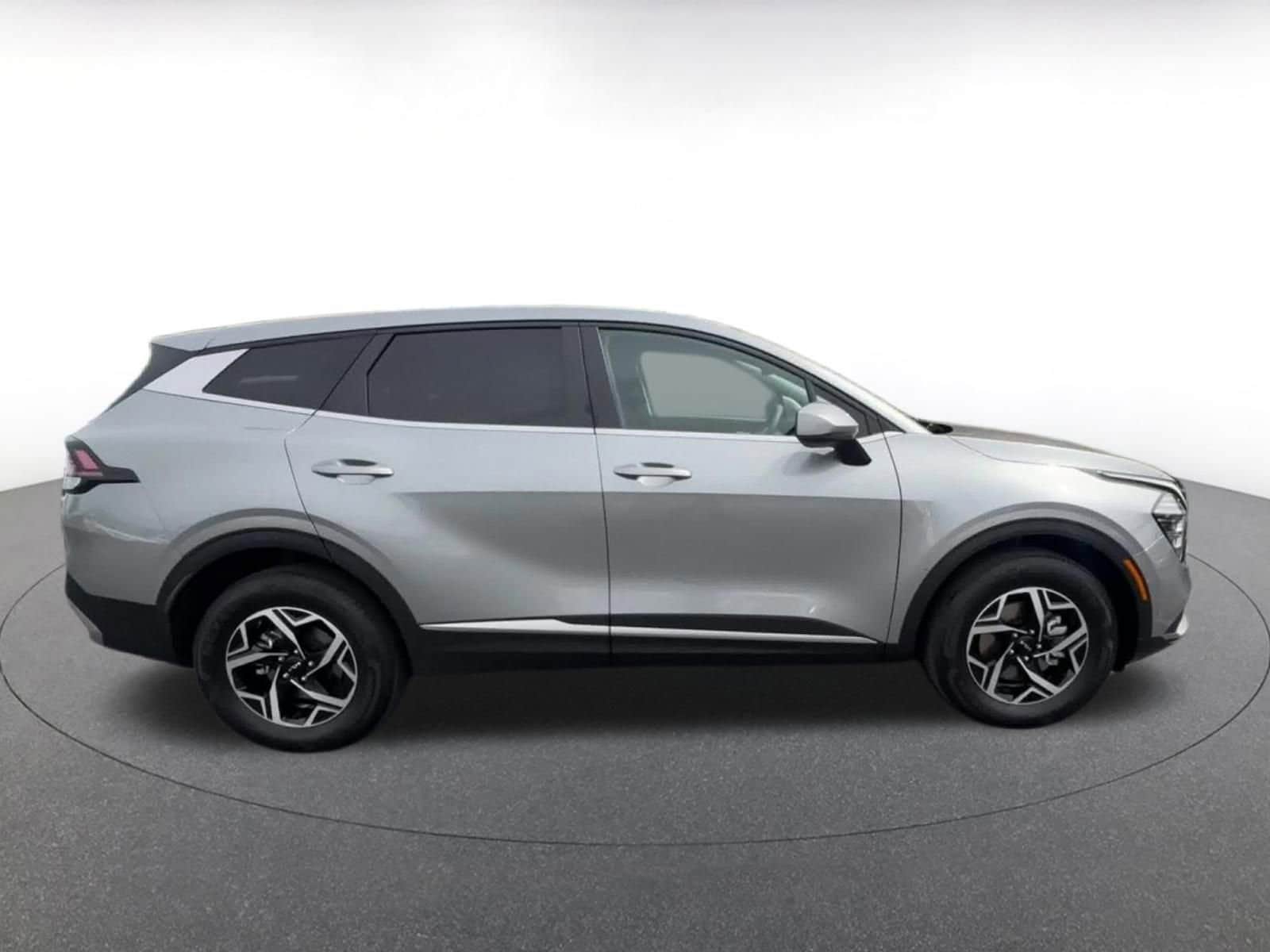 Thumbnail: 2025 Kia Sportage - 16