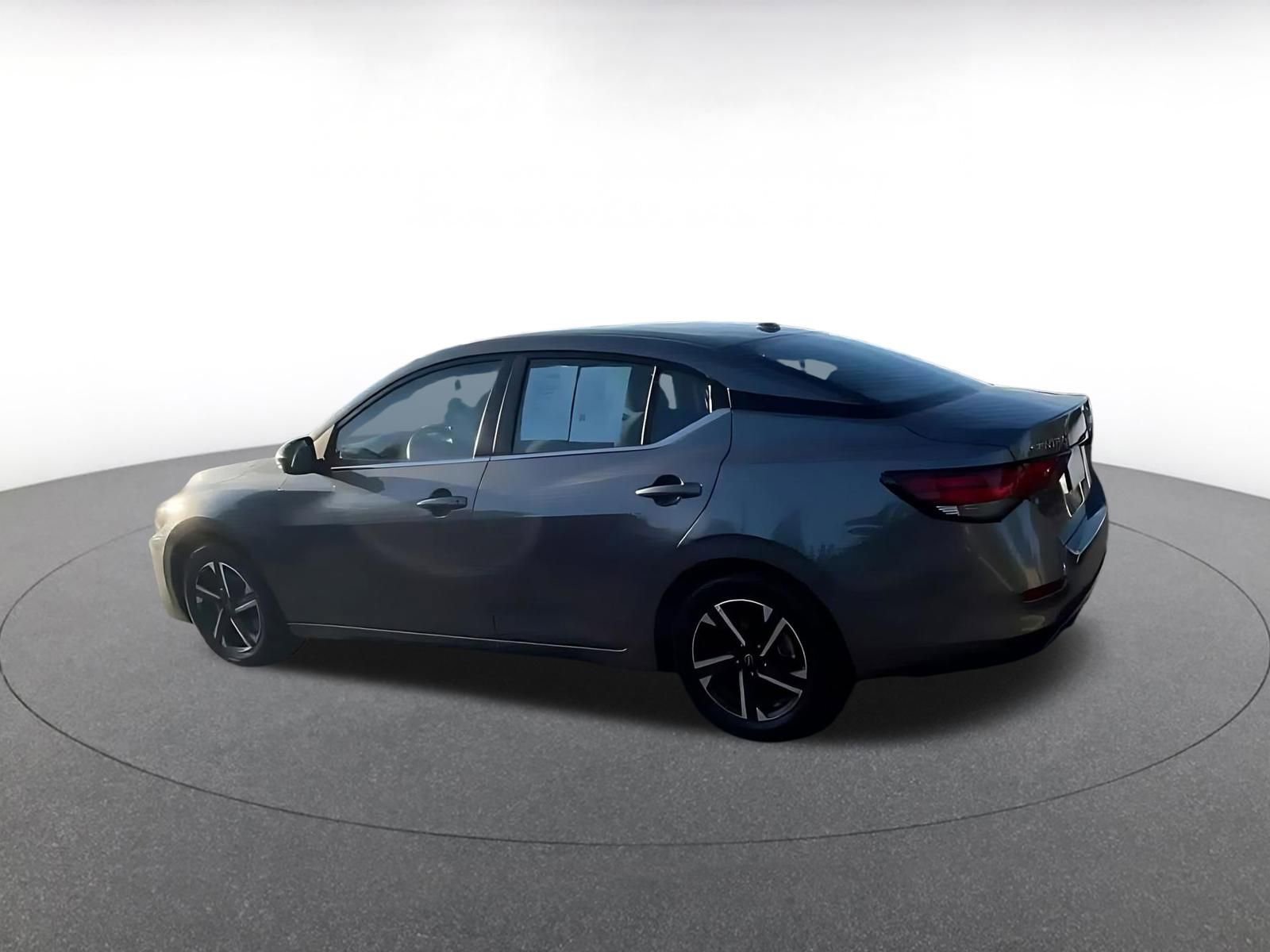 Thumbnail: 2025 Nissan Sentra - 10