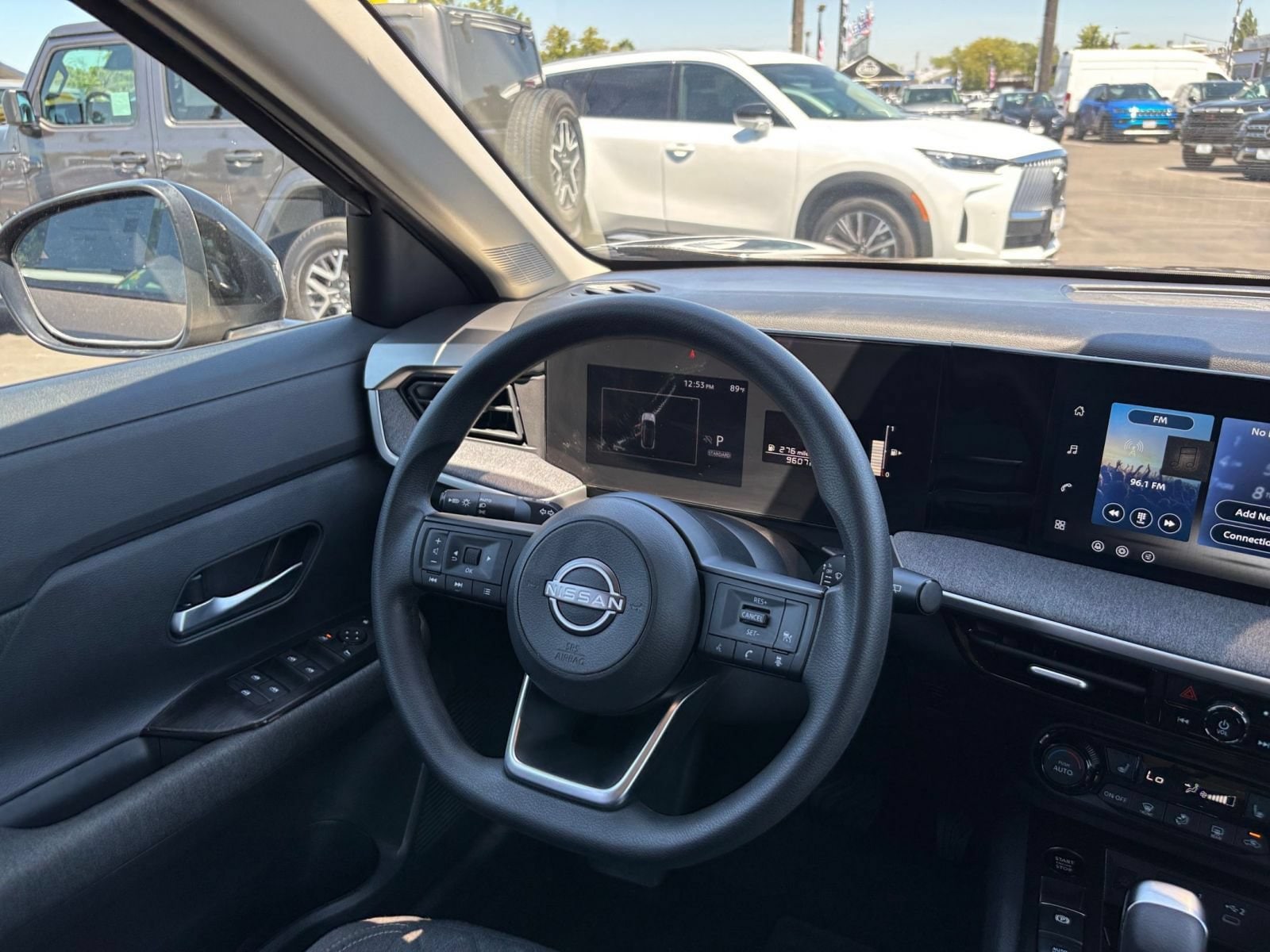 Thumbnail: 2026 Nissan Kicks - 32