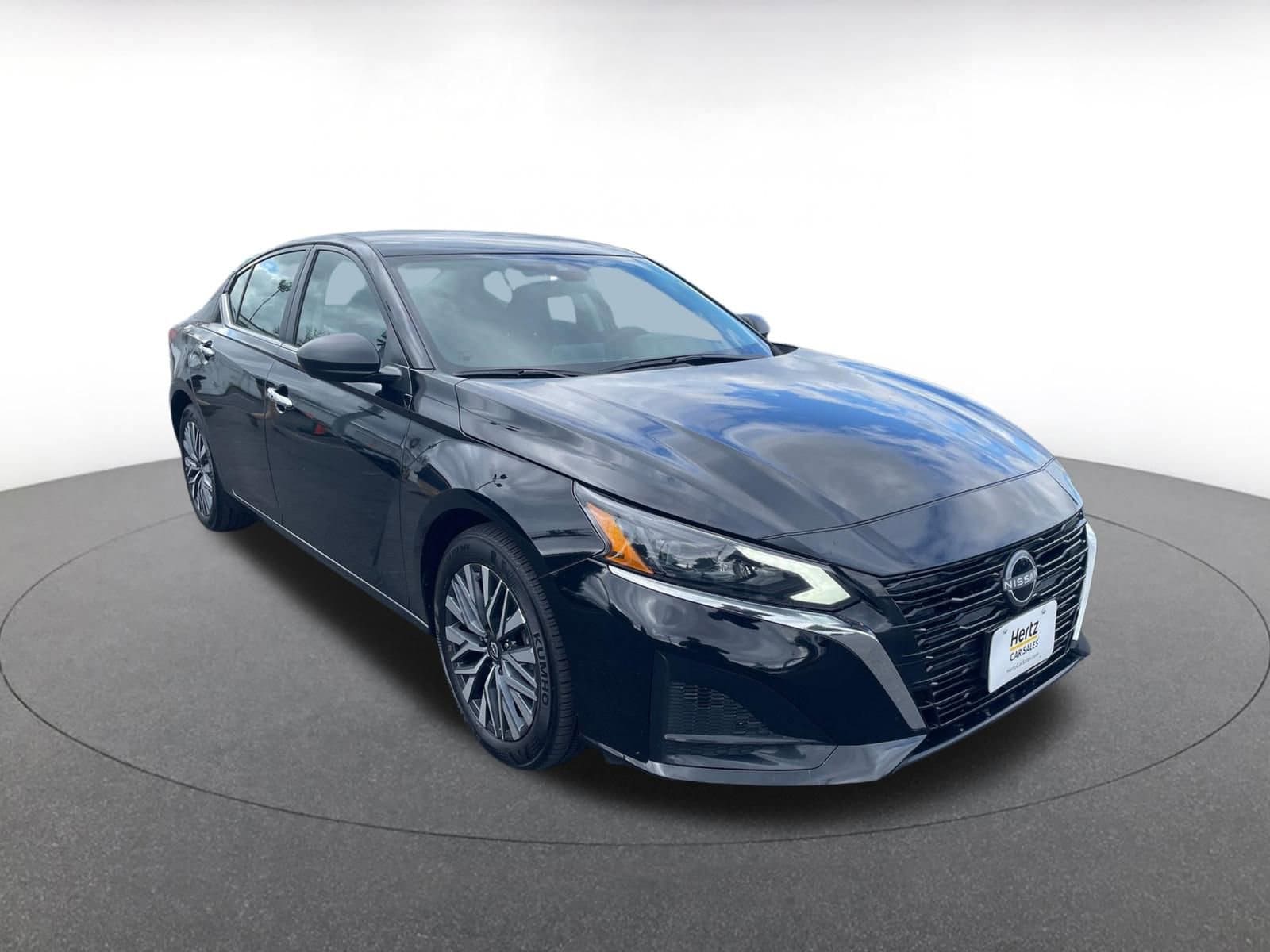 Thumbnail: 2025 Nissan Altima - 1