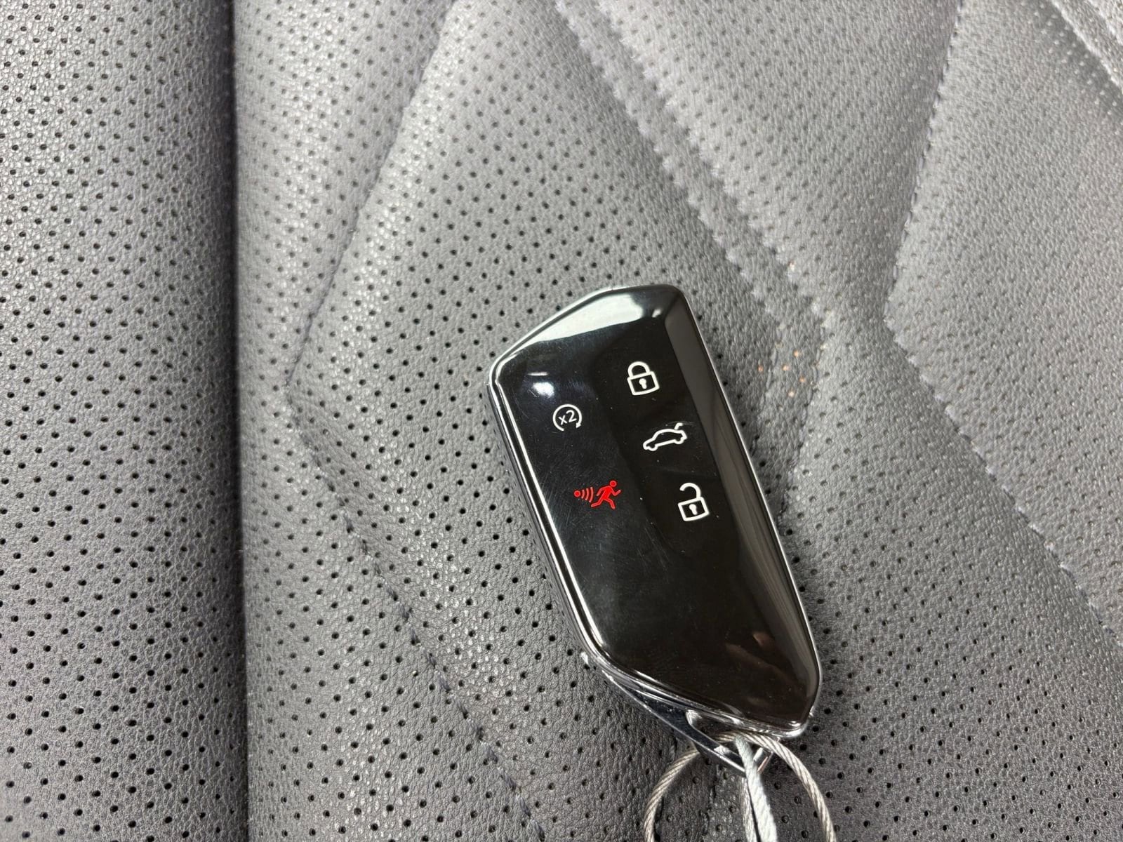 Thumbnail: 2025 Volkswagen Atlas - 28