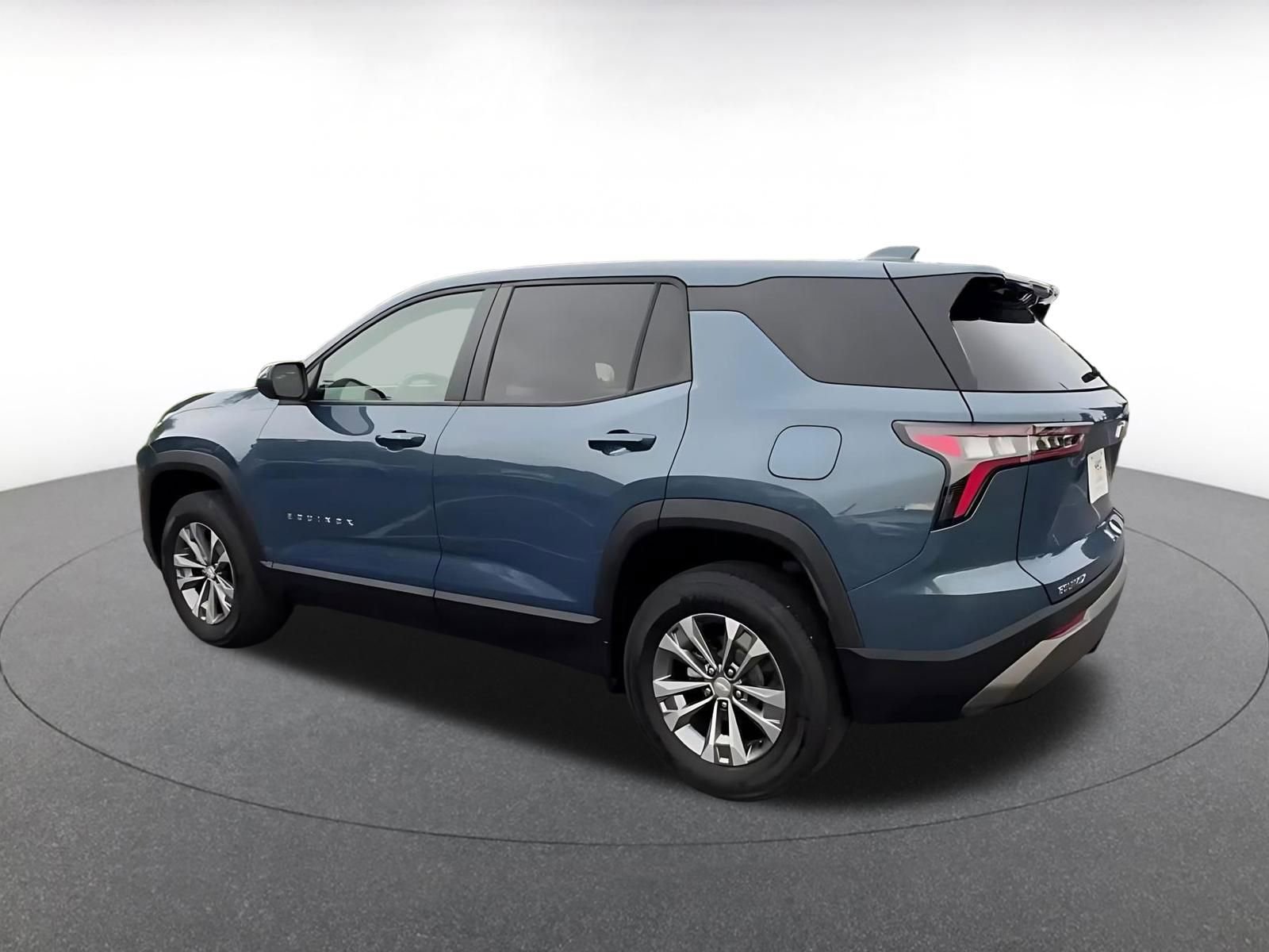 Thumbnail: 2025 Chevrolet Equinox - 10