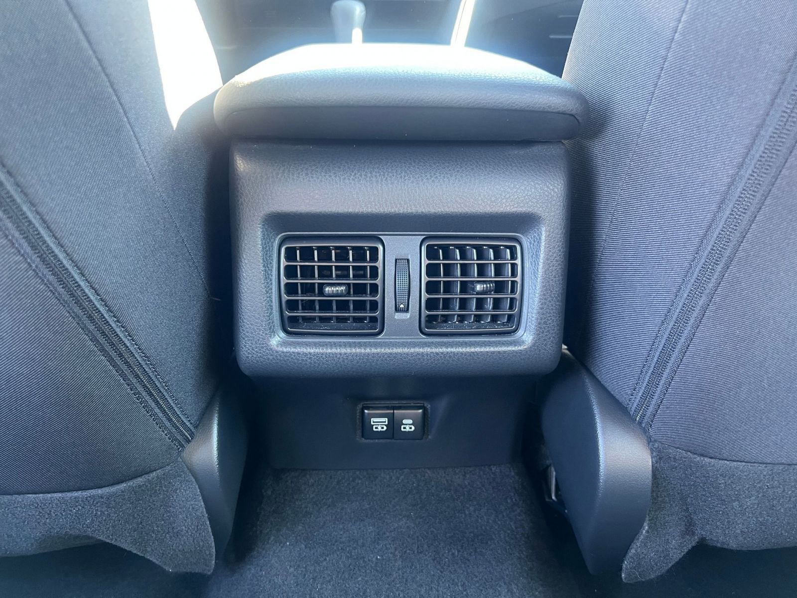 Thumbnail: 2025 Toyota Camry - 24