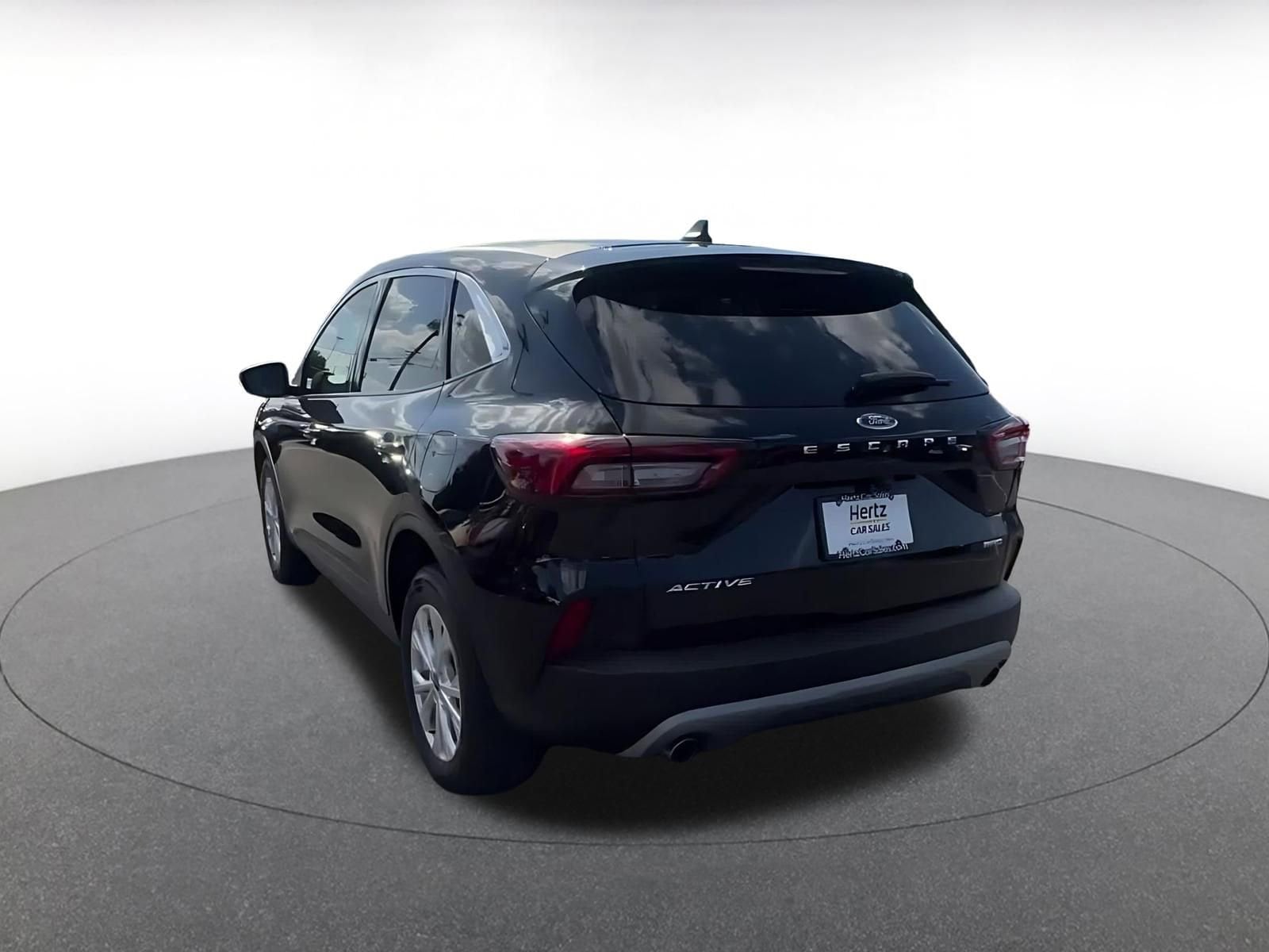 Thumbnail: 2023 Ford Escape - 11