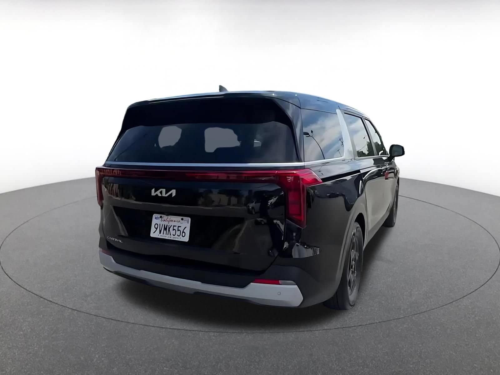 Thumbnail: 2026 Kia Carnival - 14