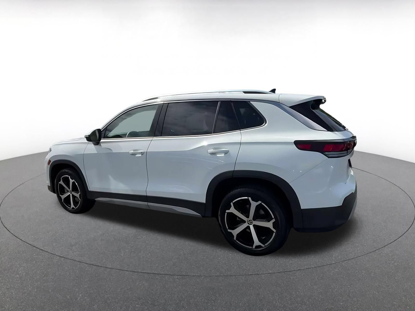 Thumbnail: 2026 Volkswagen Tiguan - 9