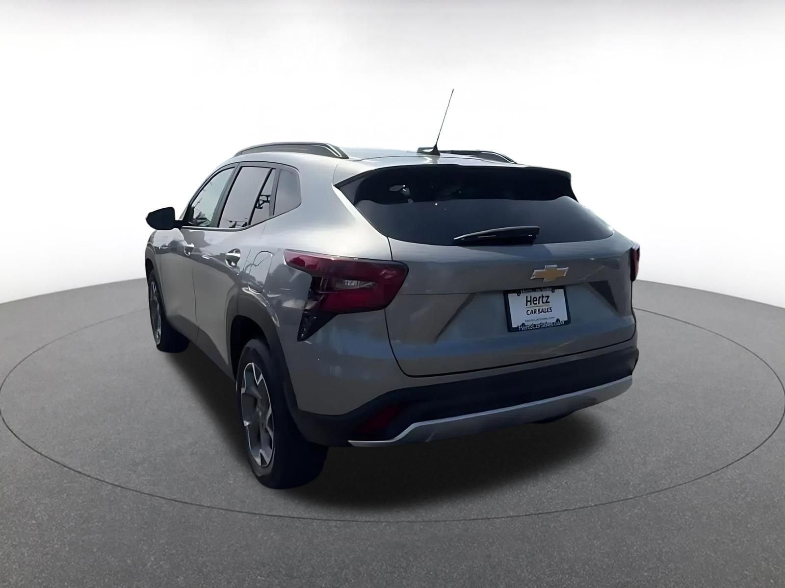 Thumbnail: 2025 Chevrolet Trax - 11