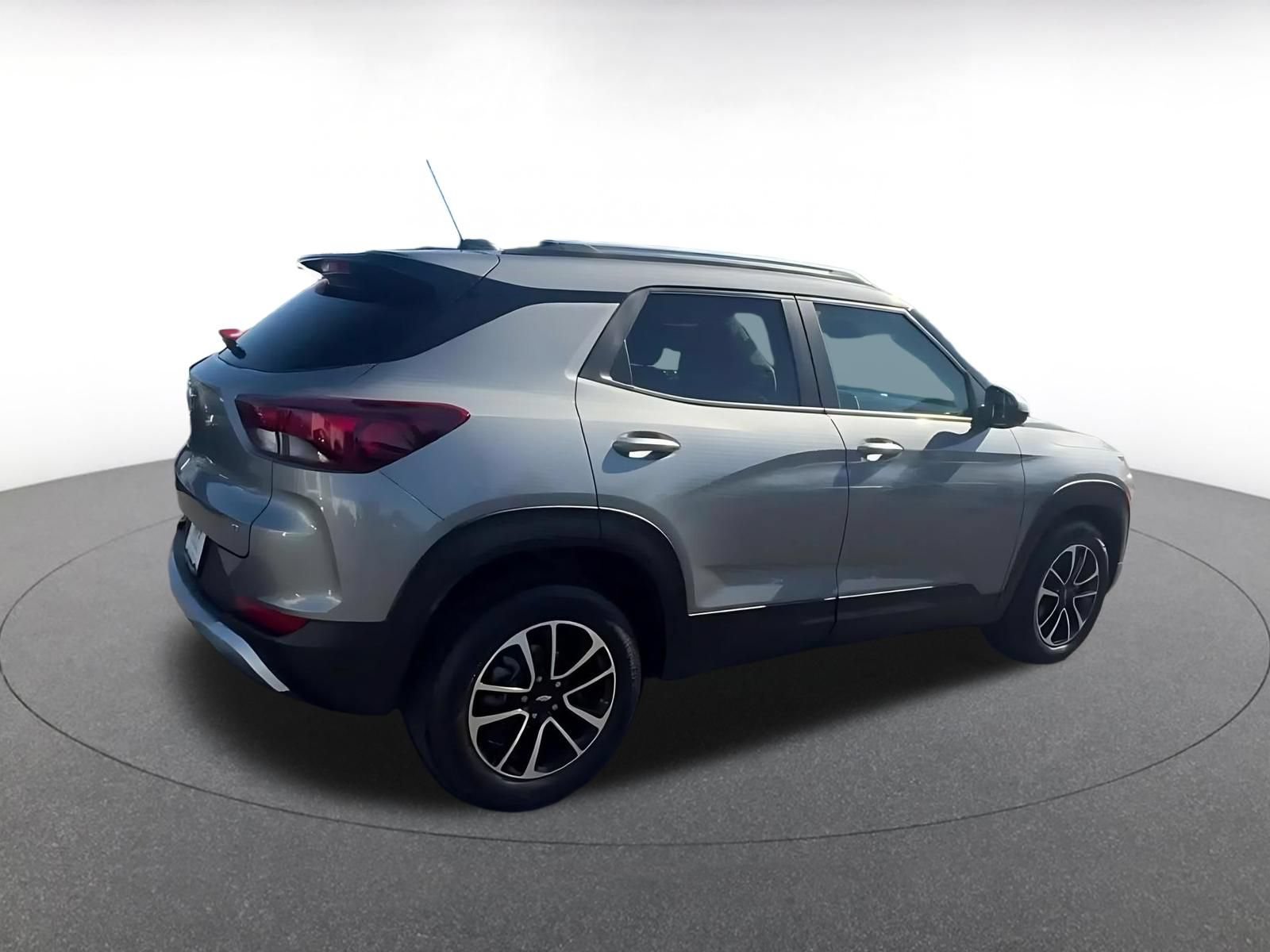 Thumbnail: 2025 Chevrolet TrailBlazer - 12