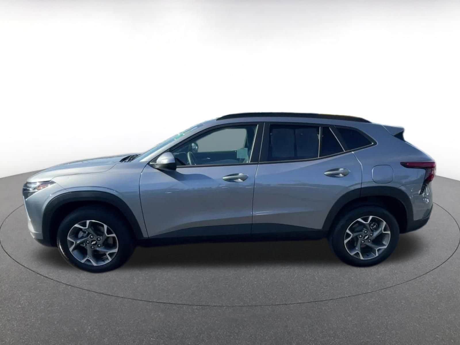 Thumbnail: 2025 Chevrolet Trax - 9