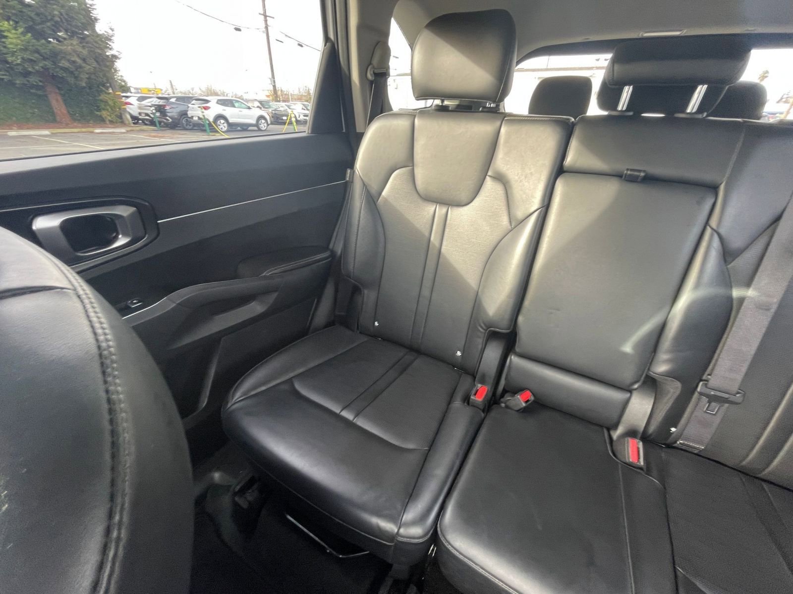 Thumbnail: 2024 Kia Sorento - 35