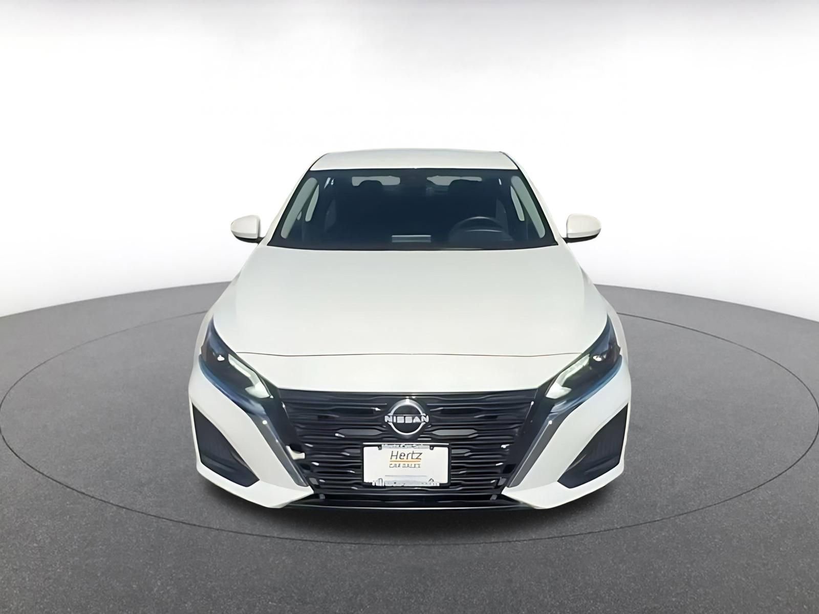 Thumbnail: 2023 Nissan Altima - 4