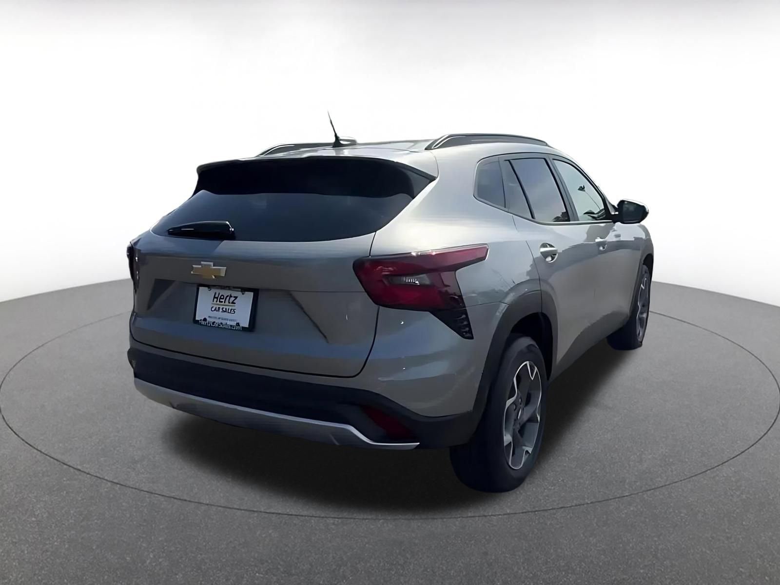 Thumbnail: 2025 Chevrolet Trax - 14