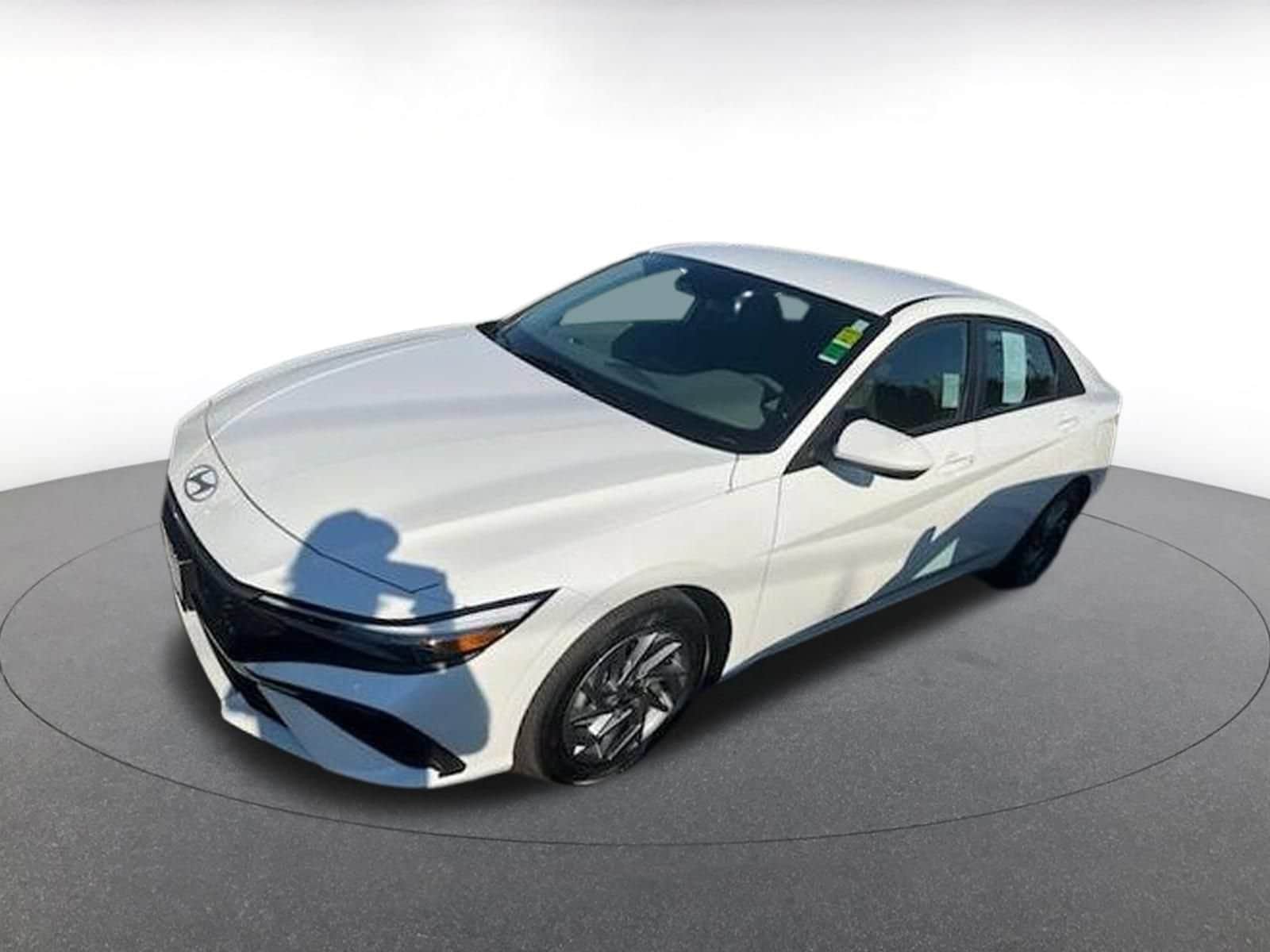 Thumbnail: 2026 Hyundai Elantra - 2