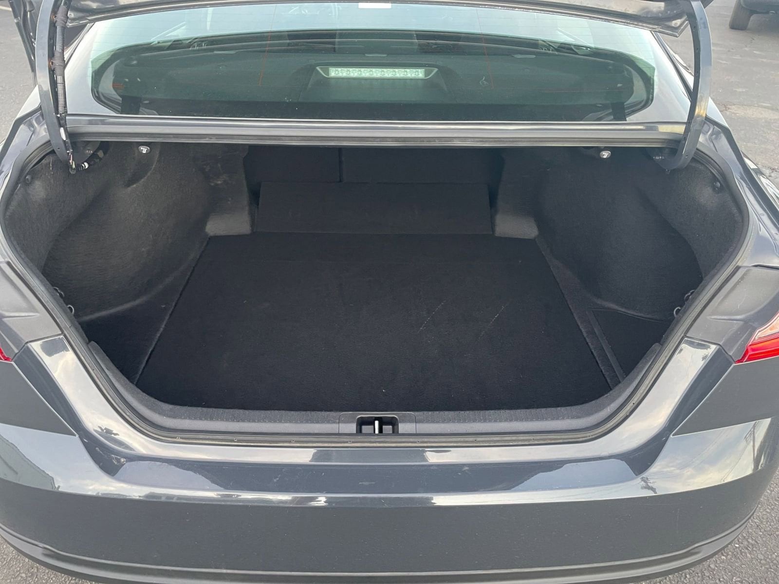 Thumbnail: 2025 Toyota Camry - 24