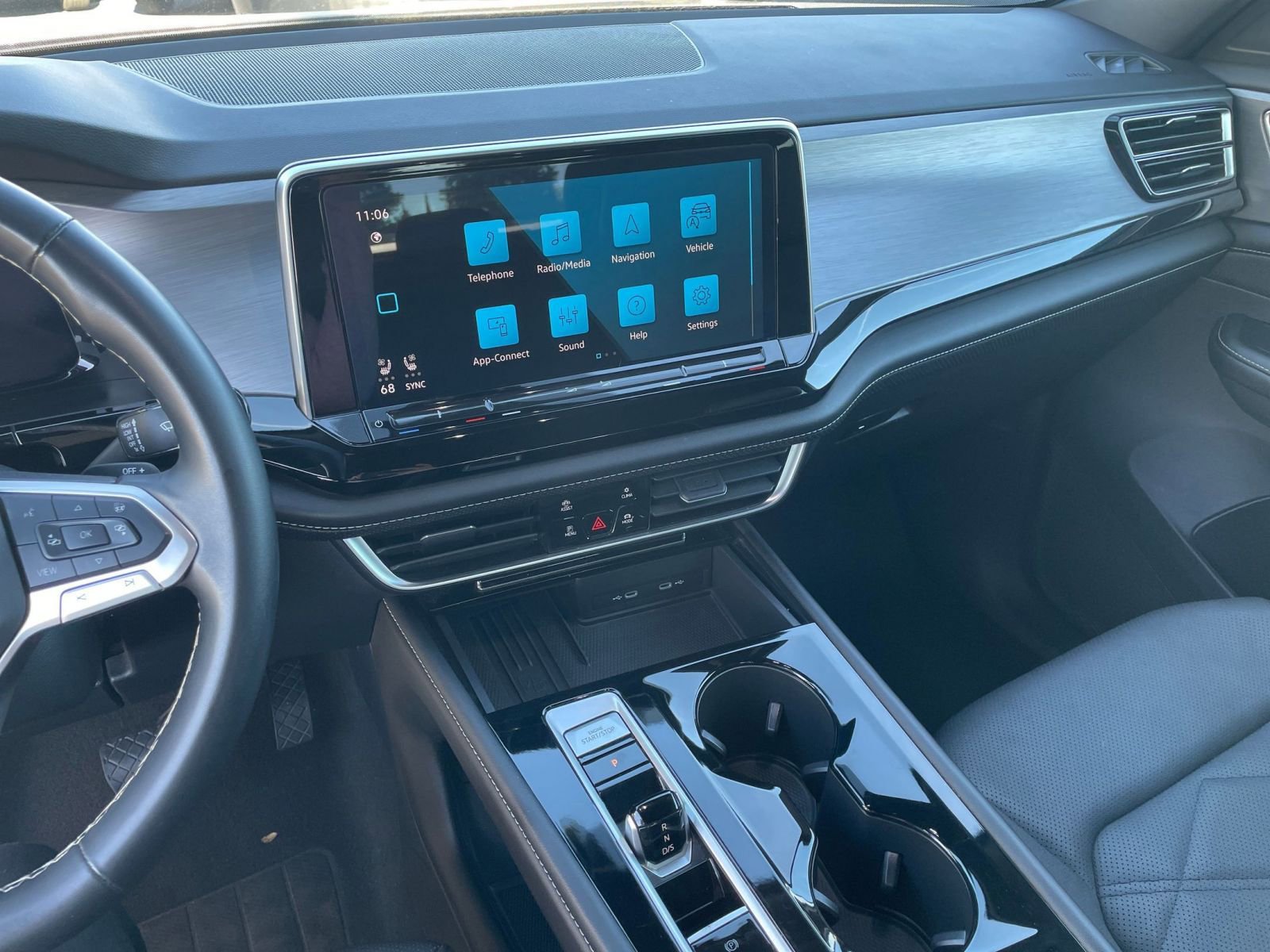 Thumbnail: 2025 Volkswagen Atlas - 18