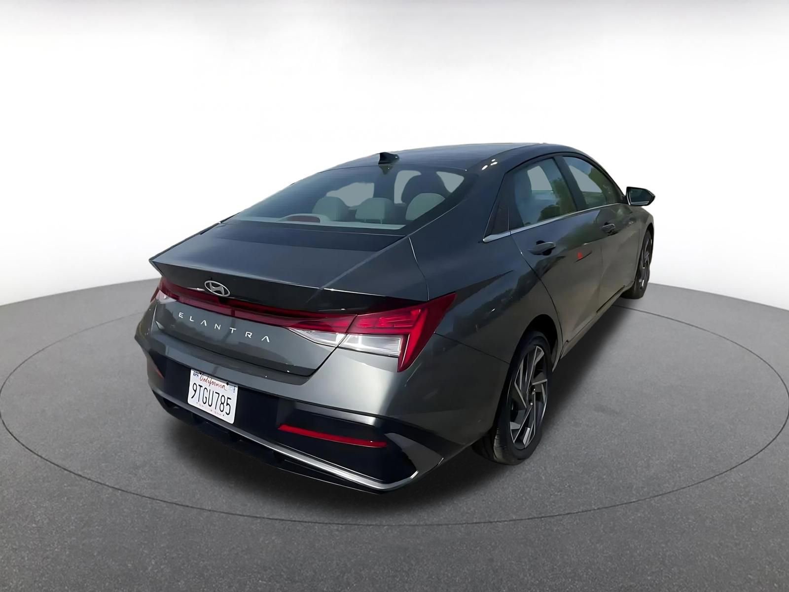 Thumbnail: 2025 Hyundai Elantra - 15