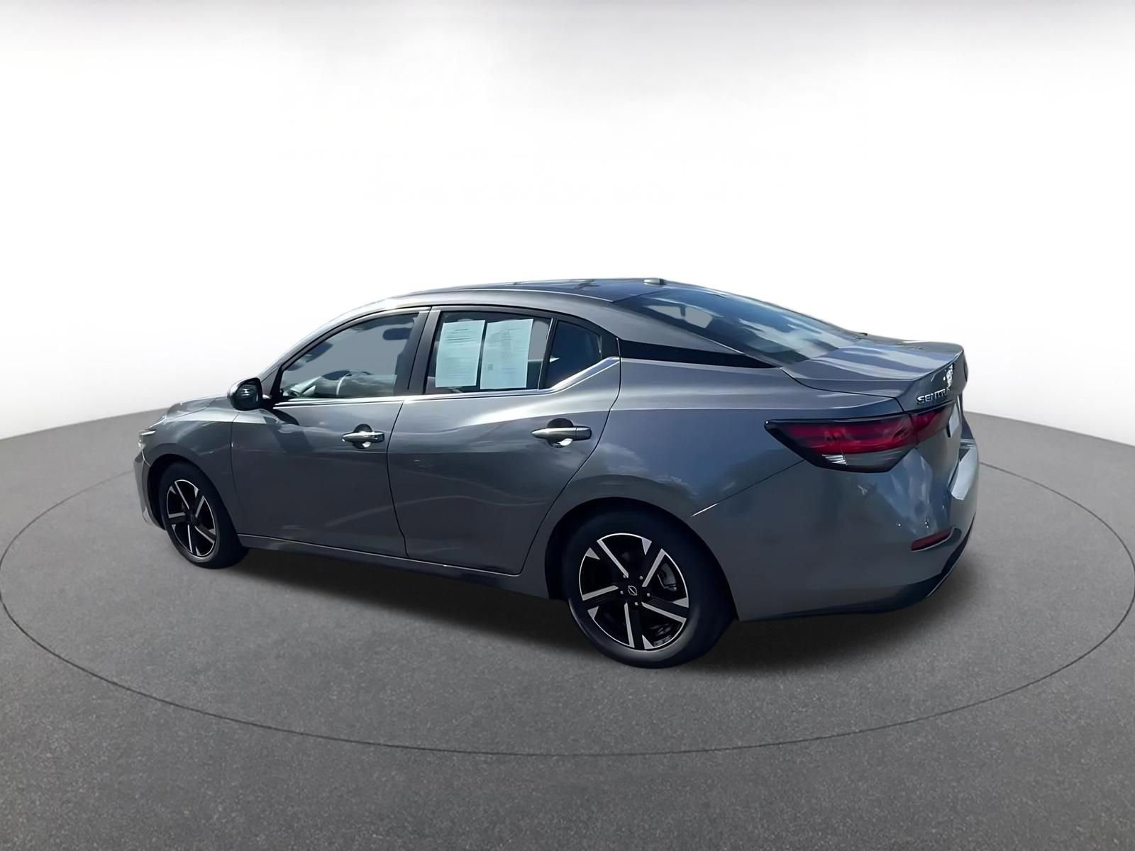 Thumbnail: 2025 Nissan Sentra - 10