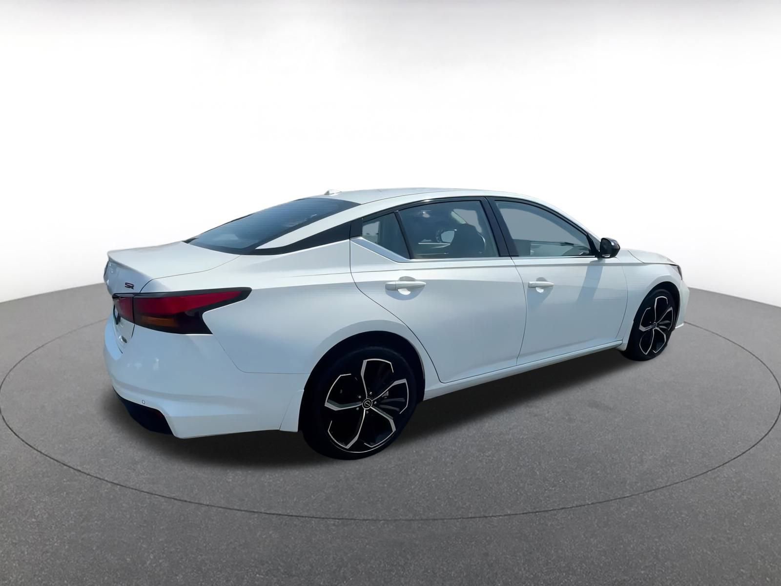 Thumbnail: 2024 Nissan Altima - 15