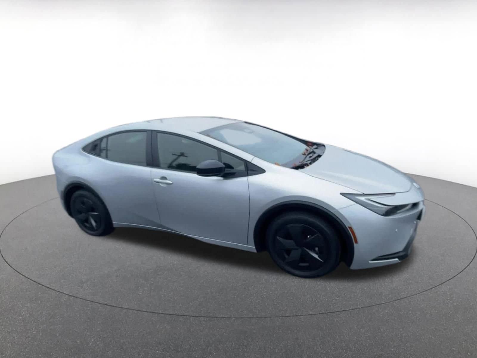 Thumbnail: 2025 Toyota Prius - 2