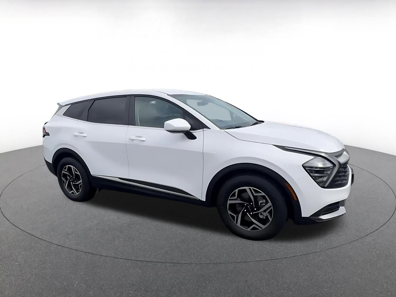 Thumbnail: 2025 Kia Sportage - 2