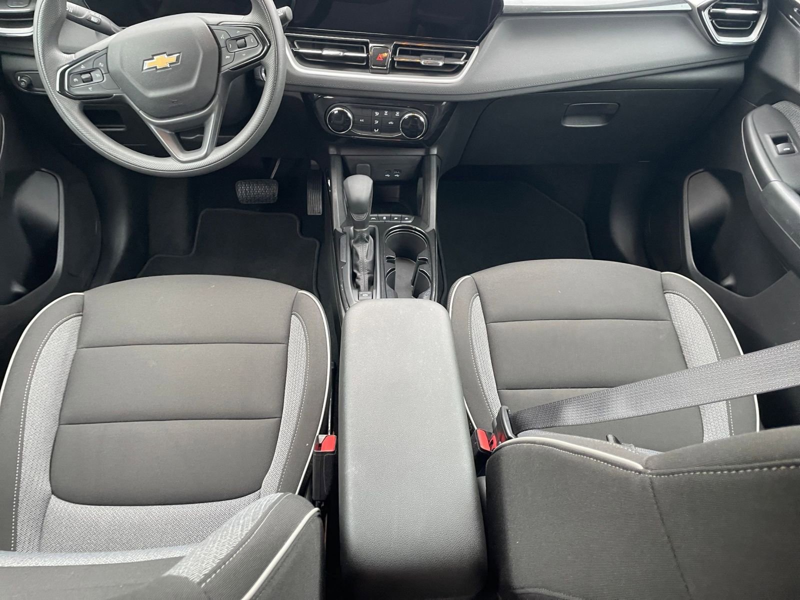 Thumbnail: 2025 Chevrolet TrailBlazer - 30