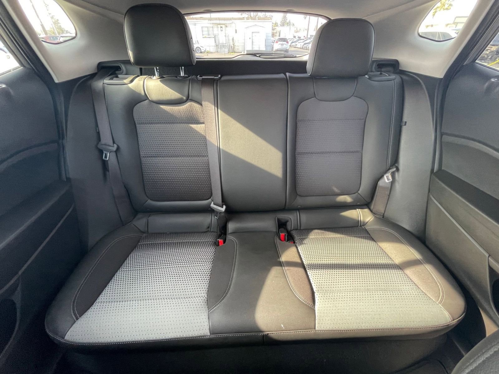 Thumbnail: 2025 Chevrolet Trax - 33