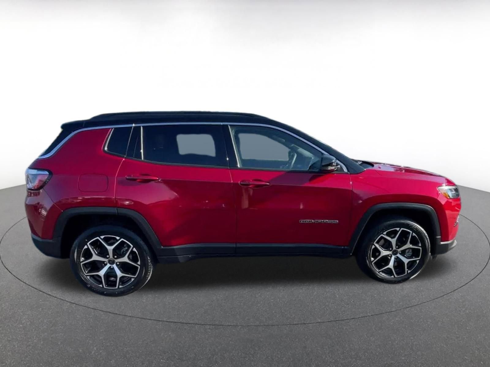 Thumbnail: 2025 Jeep Compass - 16