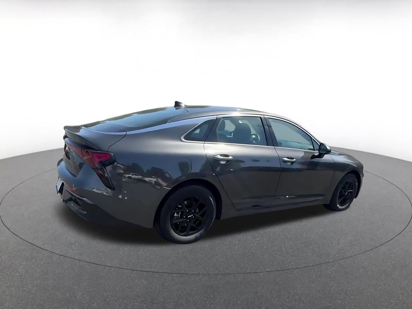 Thumbnail: 2025 Kia K5 - 15