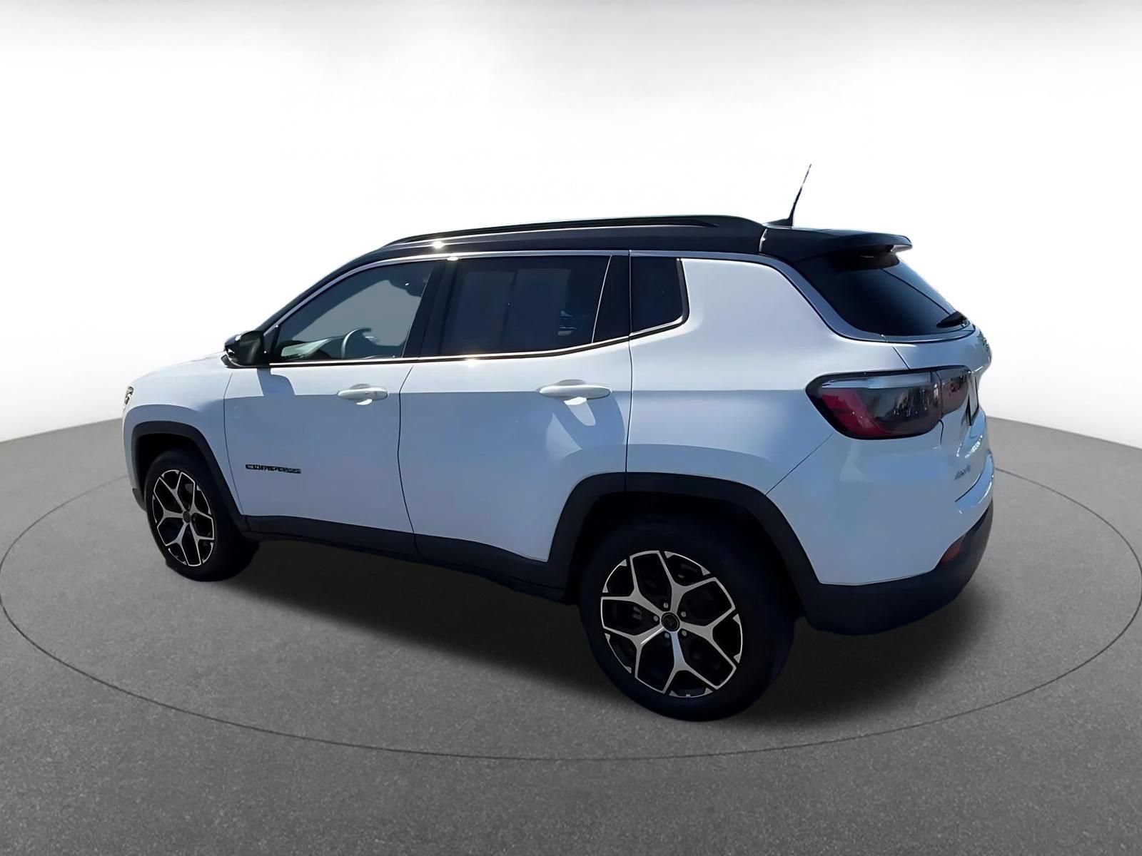 Thumbnail: 2025 Jeep Compass - 10
