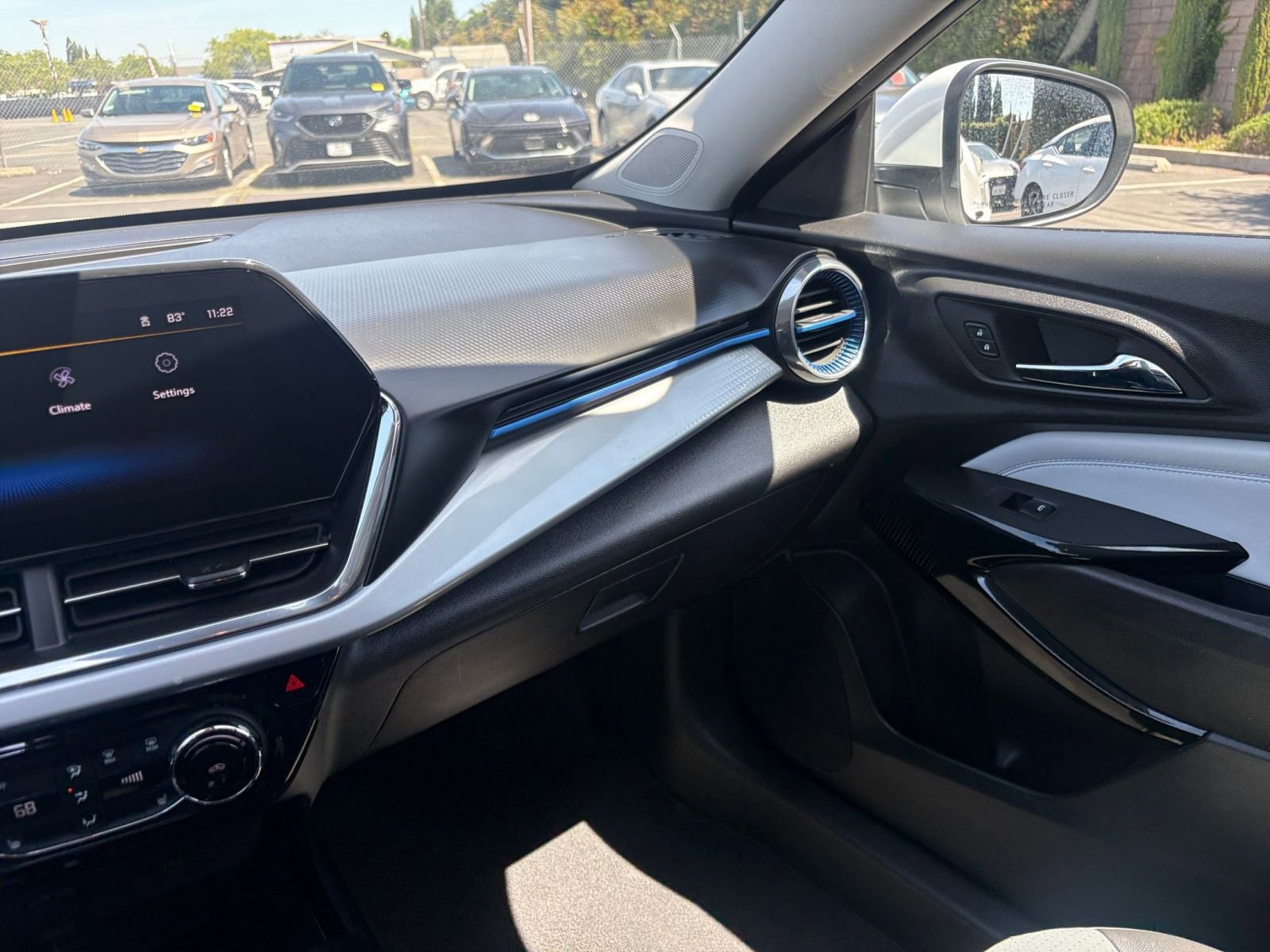 Thumbnail: 2025 Chevrolet Trax - 34