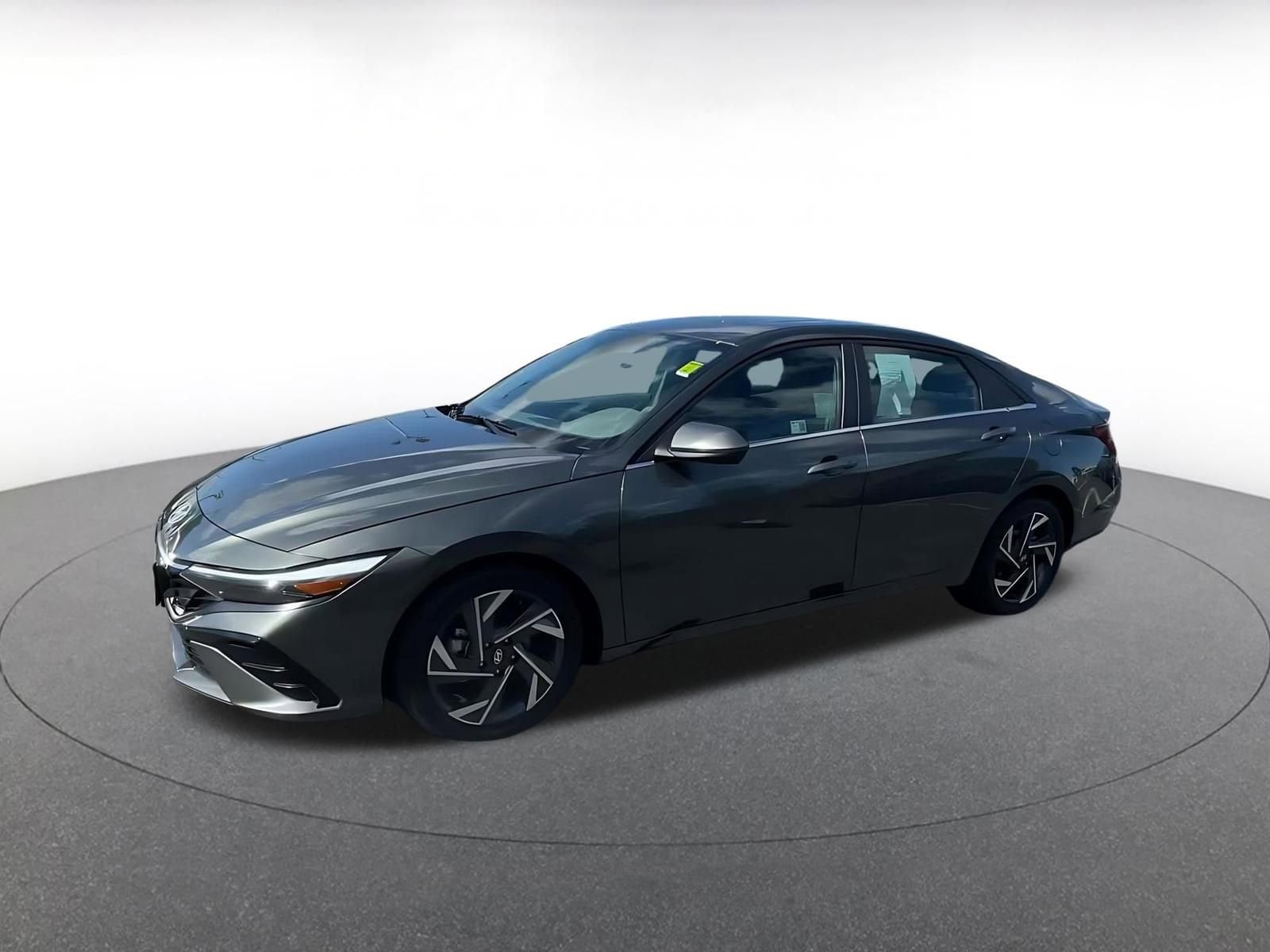 Thumbnail: 2025 Hyundai Elantra - 8