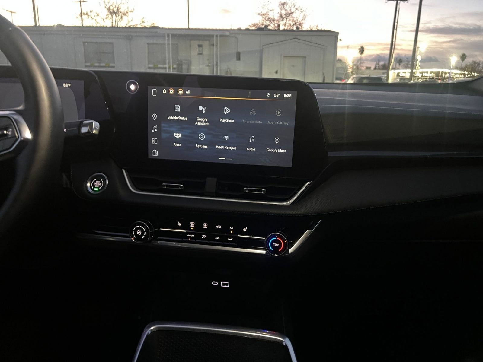 Thumbnail: 2025 Chevrolet Equinox - 18