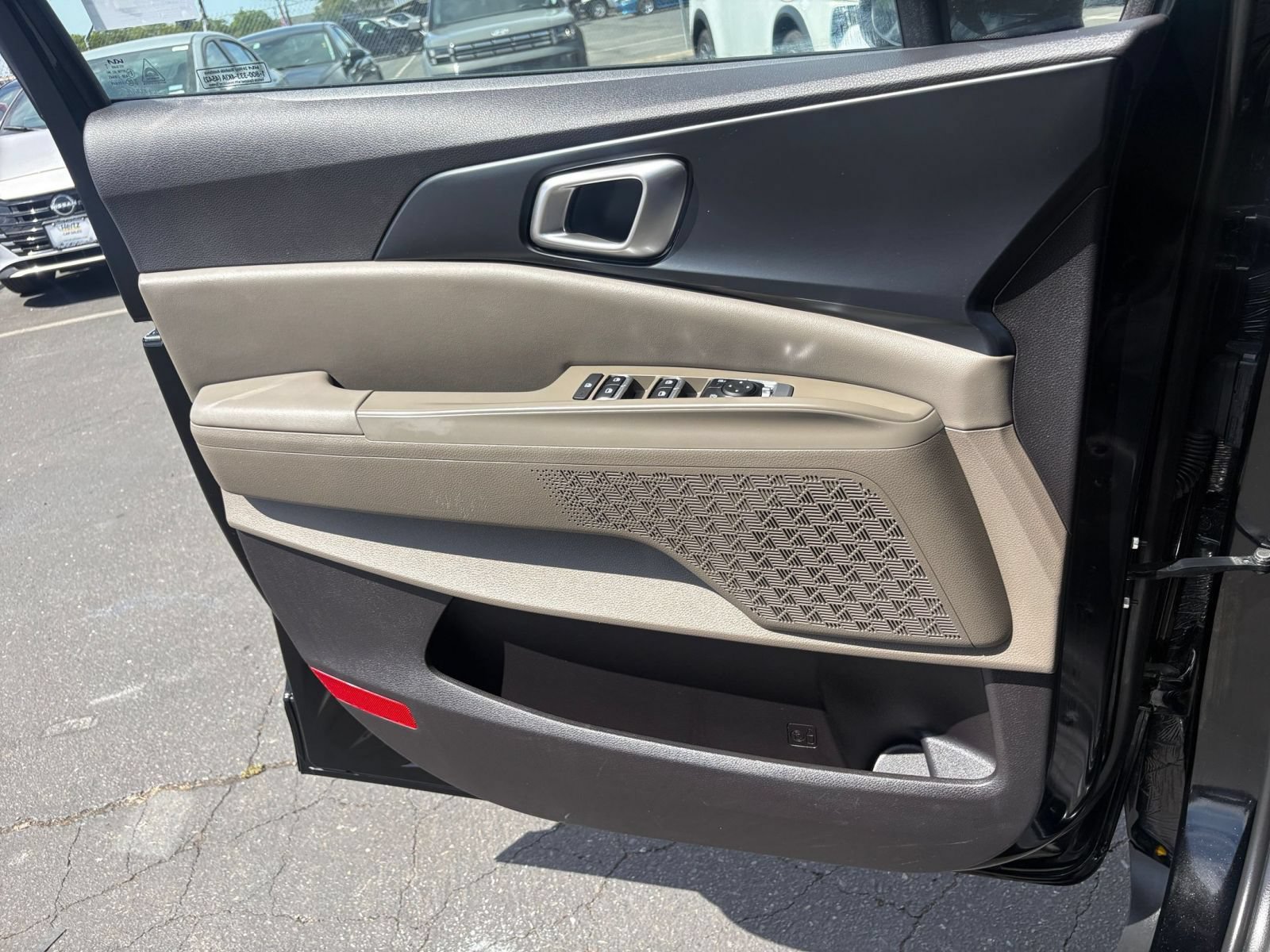 Thumbnail: 2026 Kia Carnival - 18