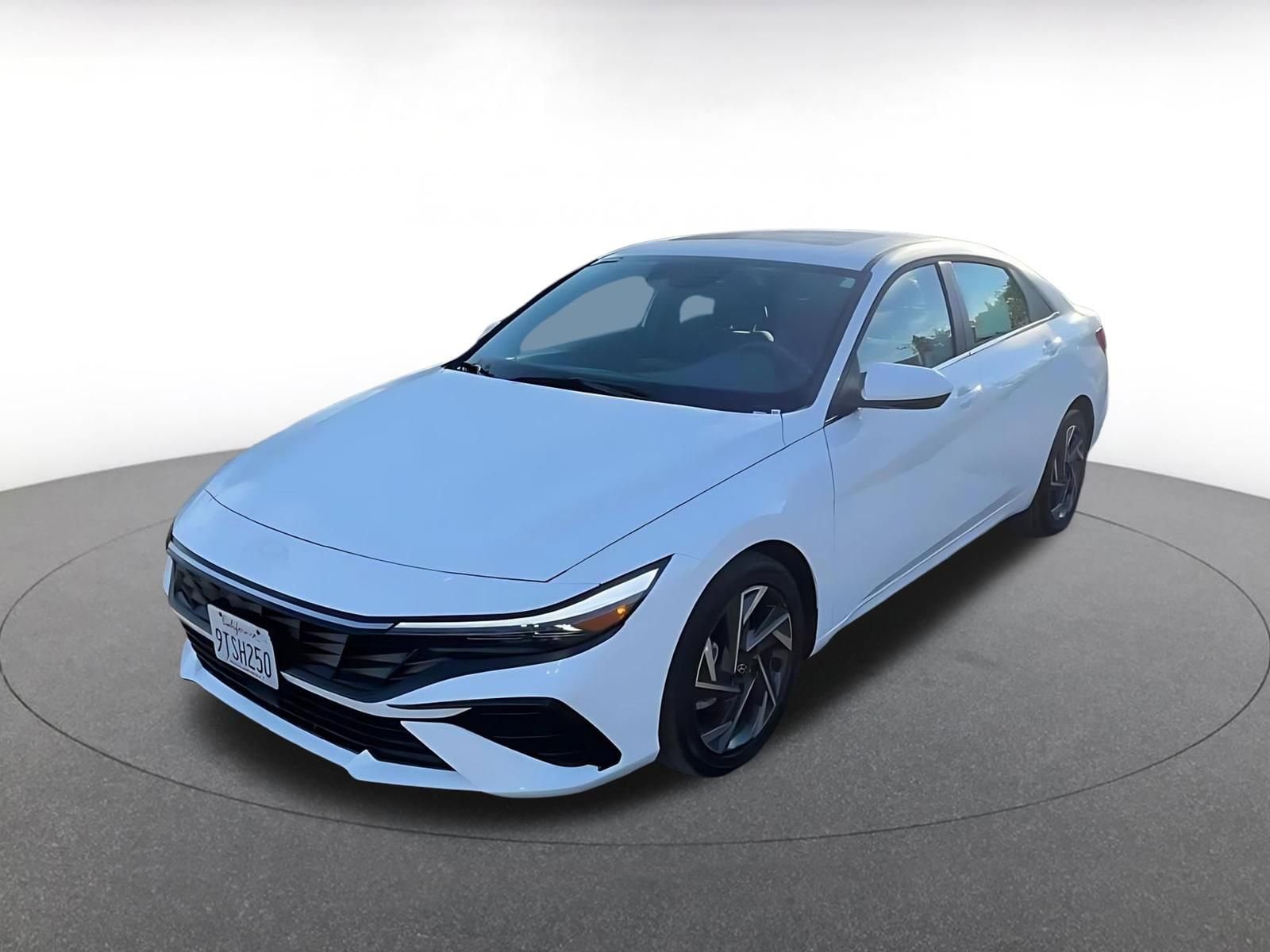 Thumbnail: 2025 Hyundai Elantra - 7