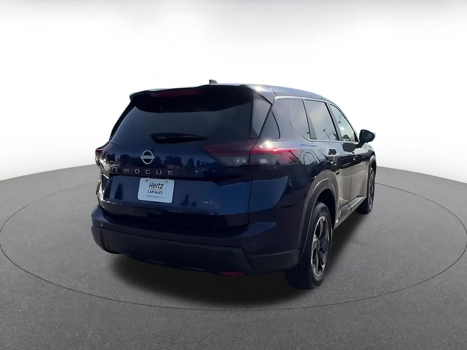Thumbnail: 2025 Nissan Rogue - 14