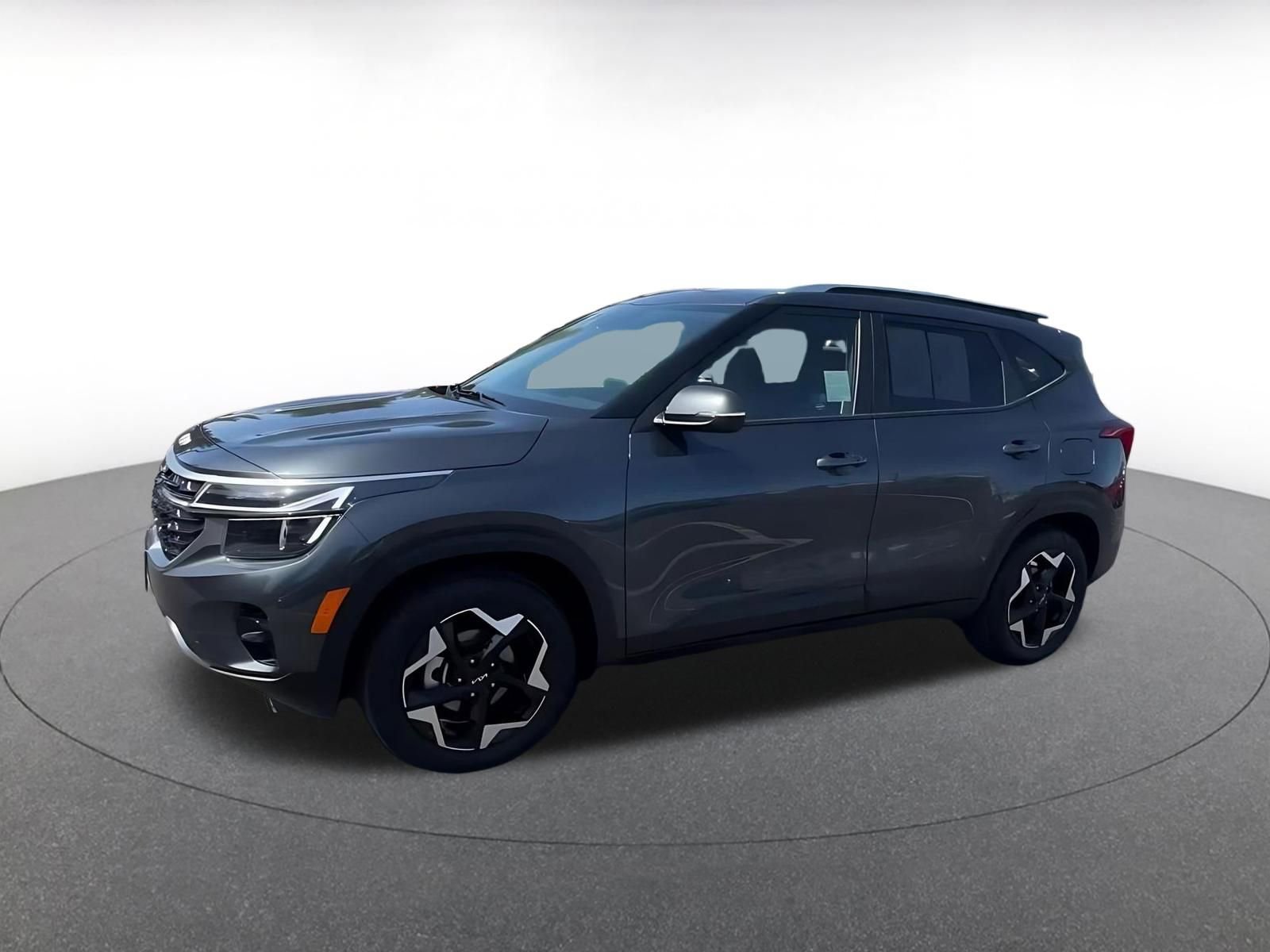 Thumbnail: 2025 Kia Seltos - 8