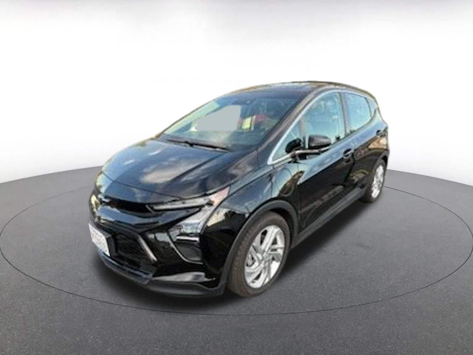 Thumbnail: 2023 Chevrolet Bolt EV - 2