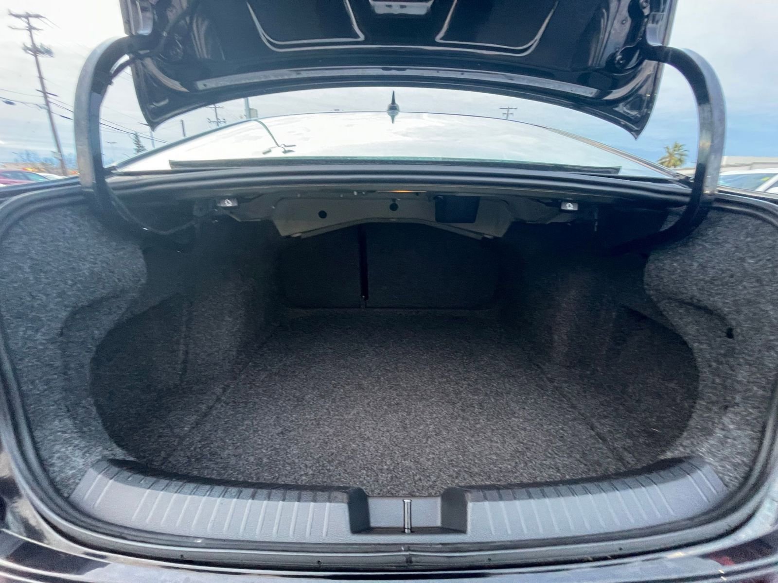 Thumbnail: 2025 Volkswagen Jetta - 31